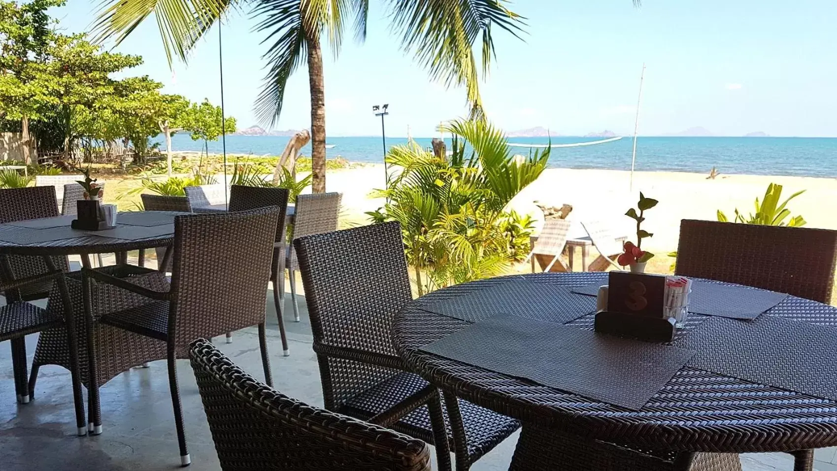 Restaurant/places to eat in Luwansa Beach Hotel Restaurant/places to eat in Luwansa Beach Hotel