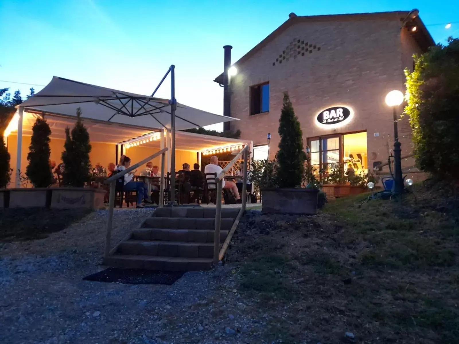 Restaurant/places to eat in Fonte Dei Tufi