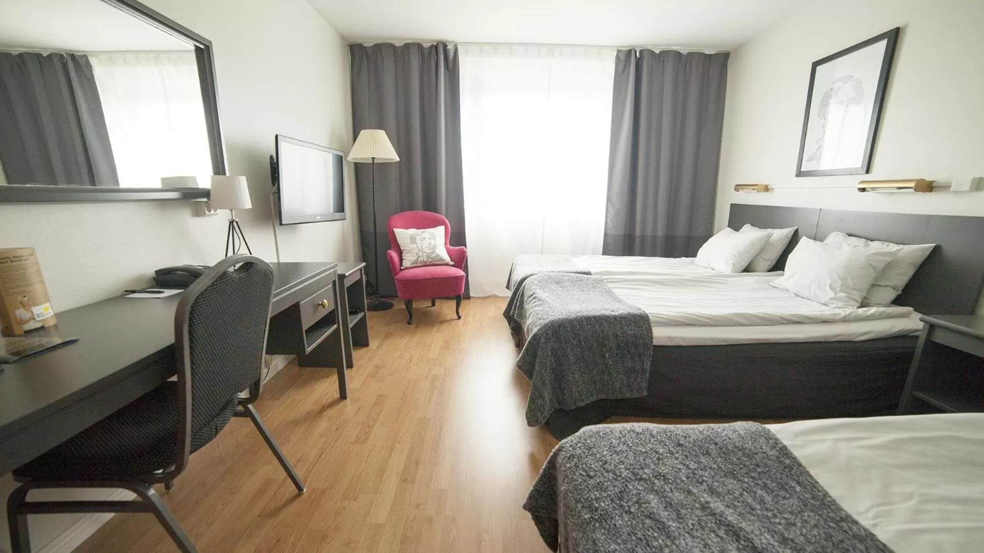 Photo of the whole room, Bed in Best Western Gustaf Froding Hotel & Konferens