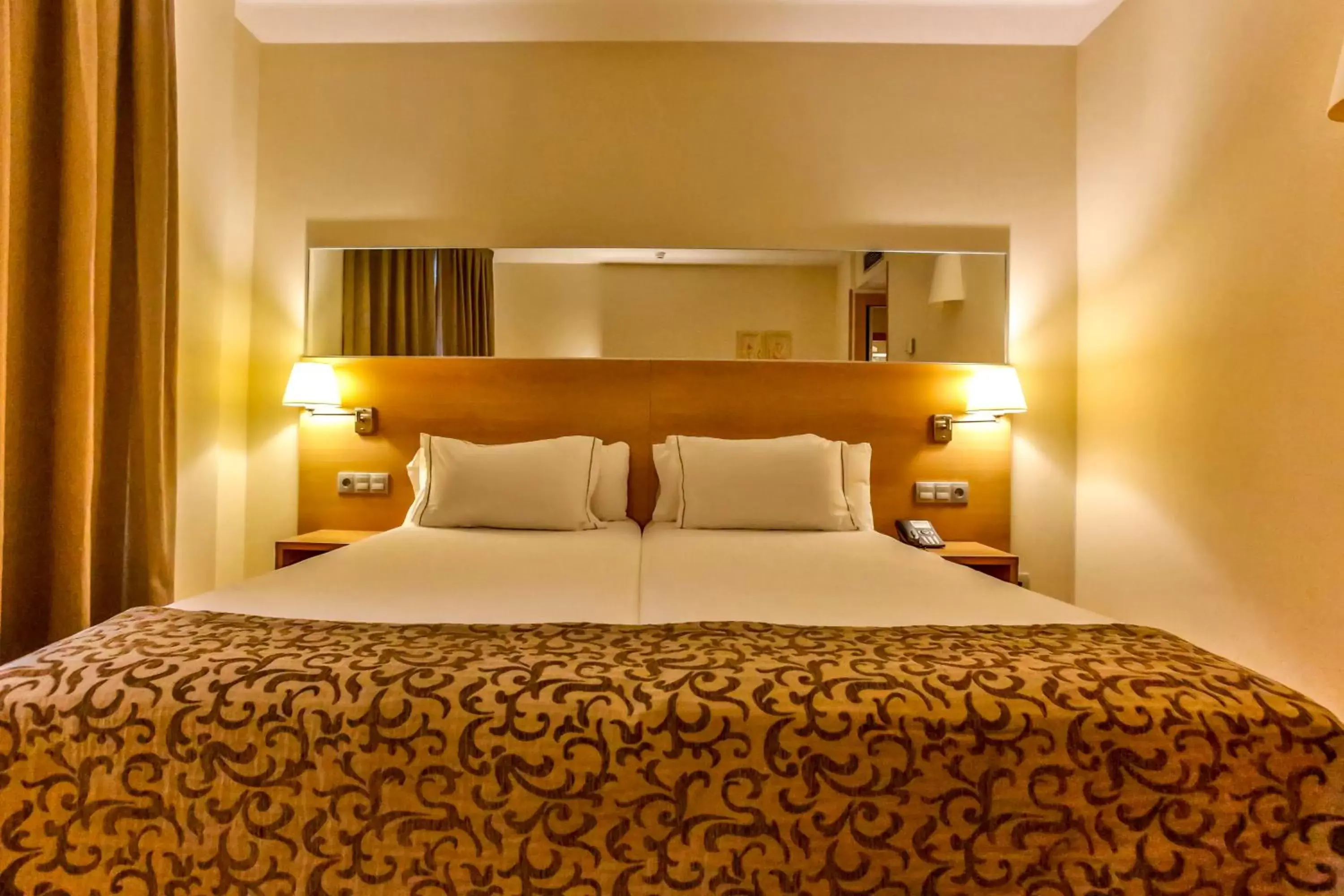Bed in Hotel Desitges