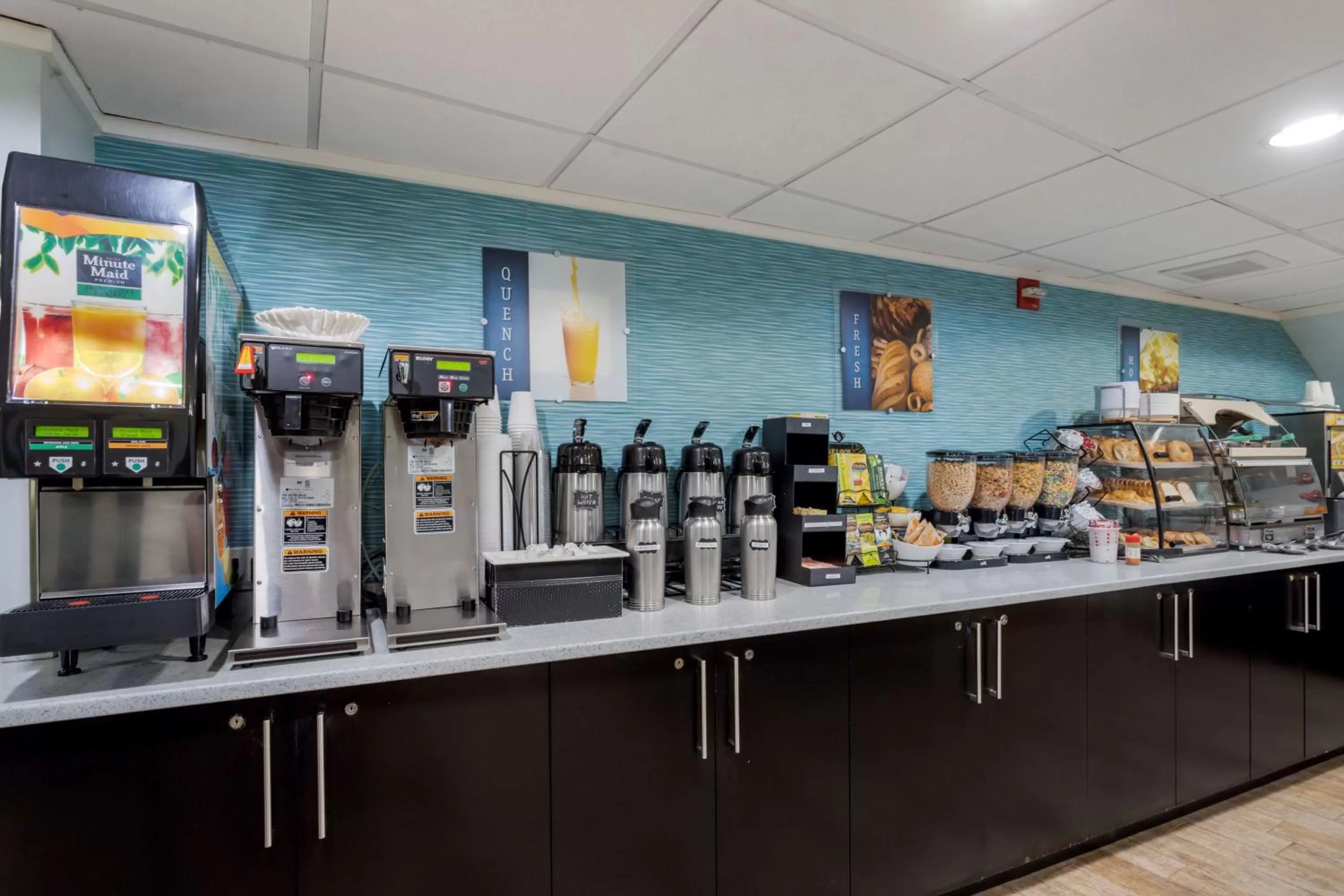 Breakfast in Best Western Plus Brooklyn Bay Hotel