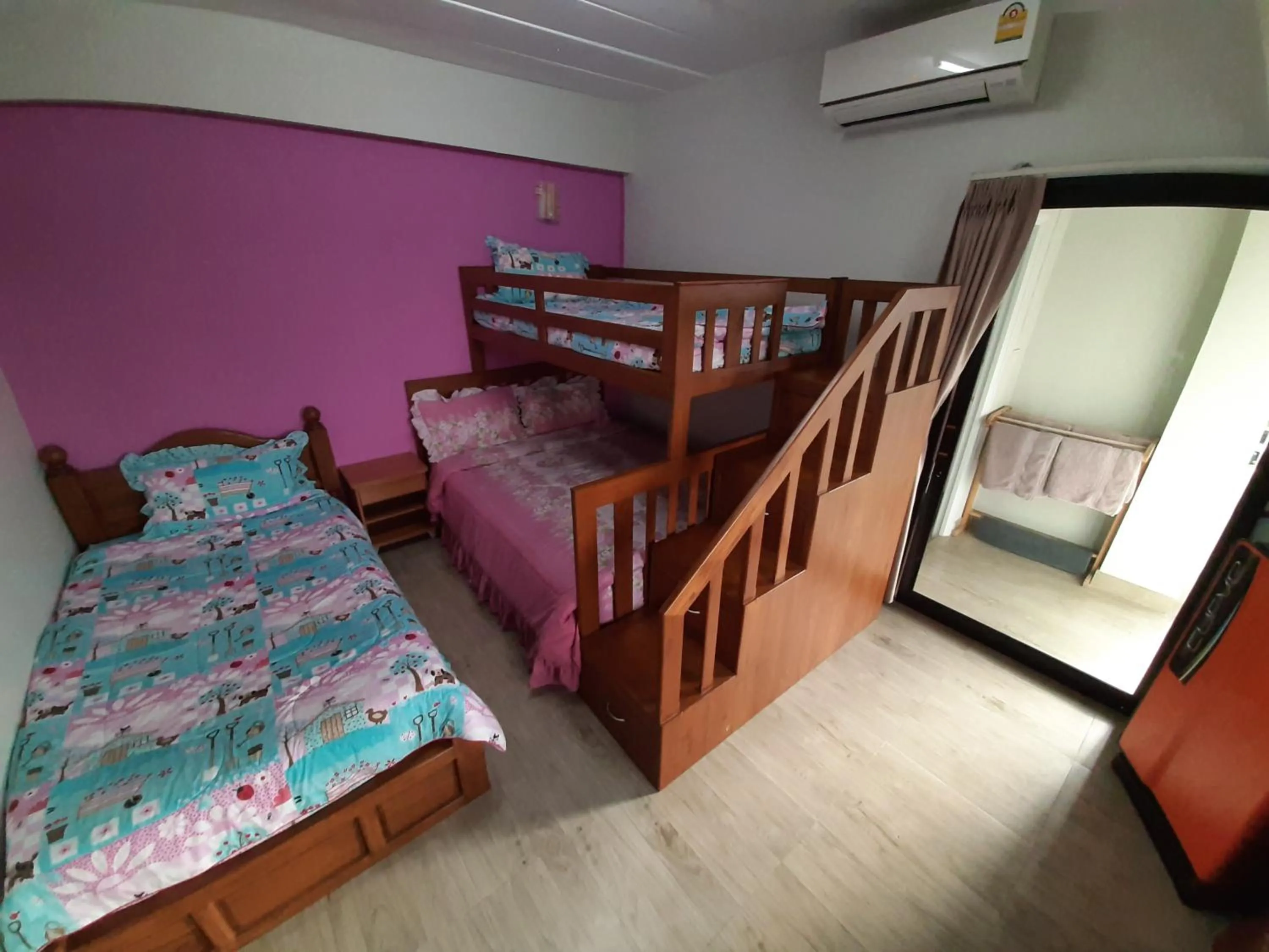 Bed in Vanlisut Hotel Ngamwongwan