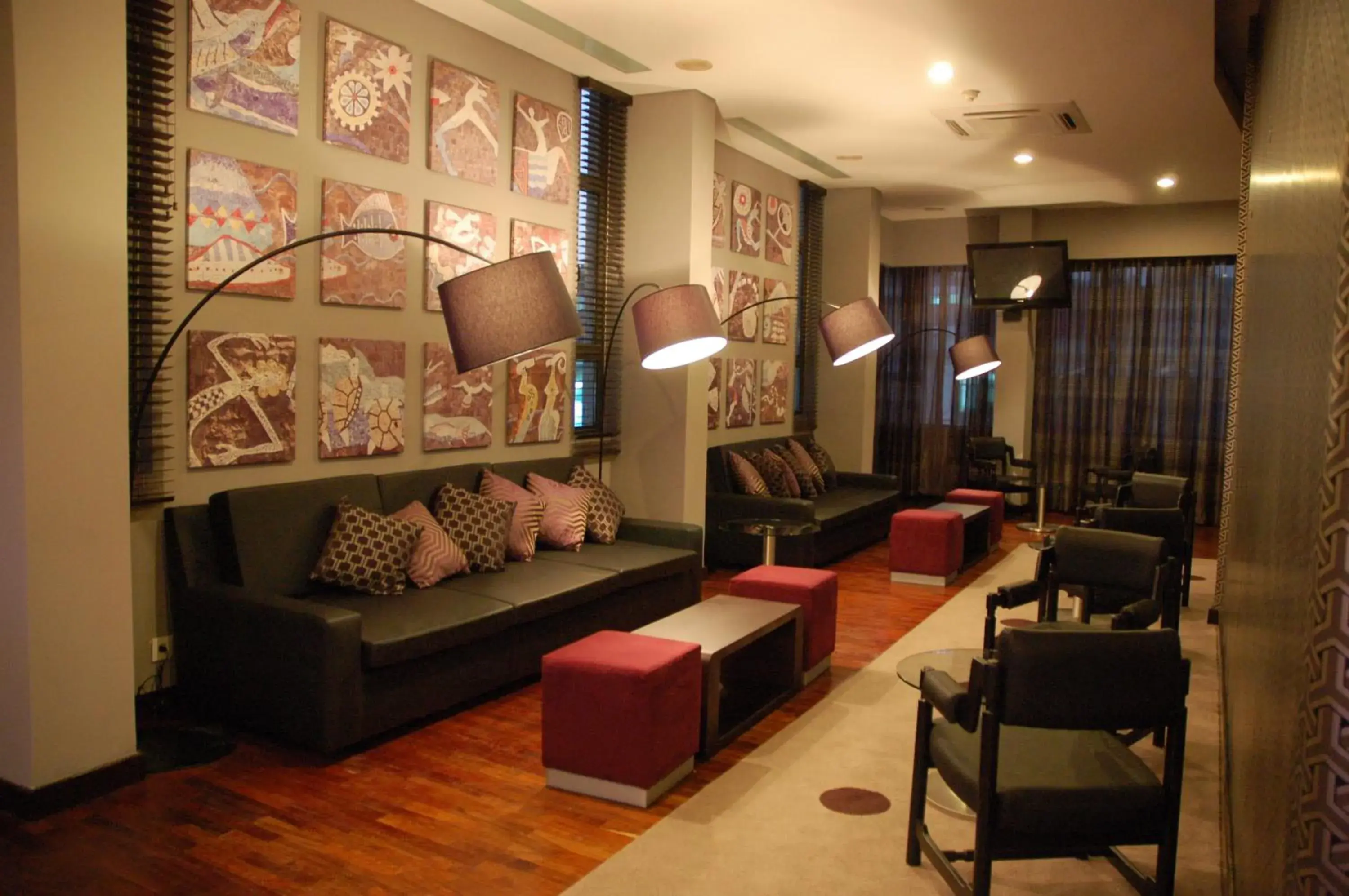 Lounge or bar, Seating Area in Tivoli Maputo