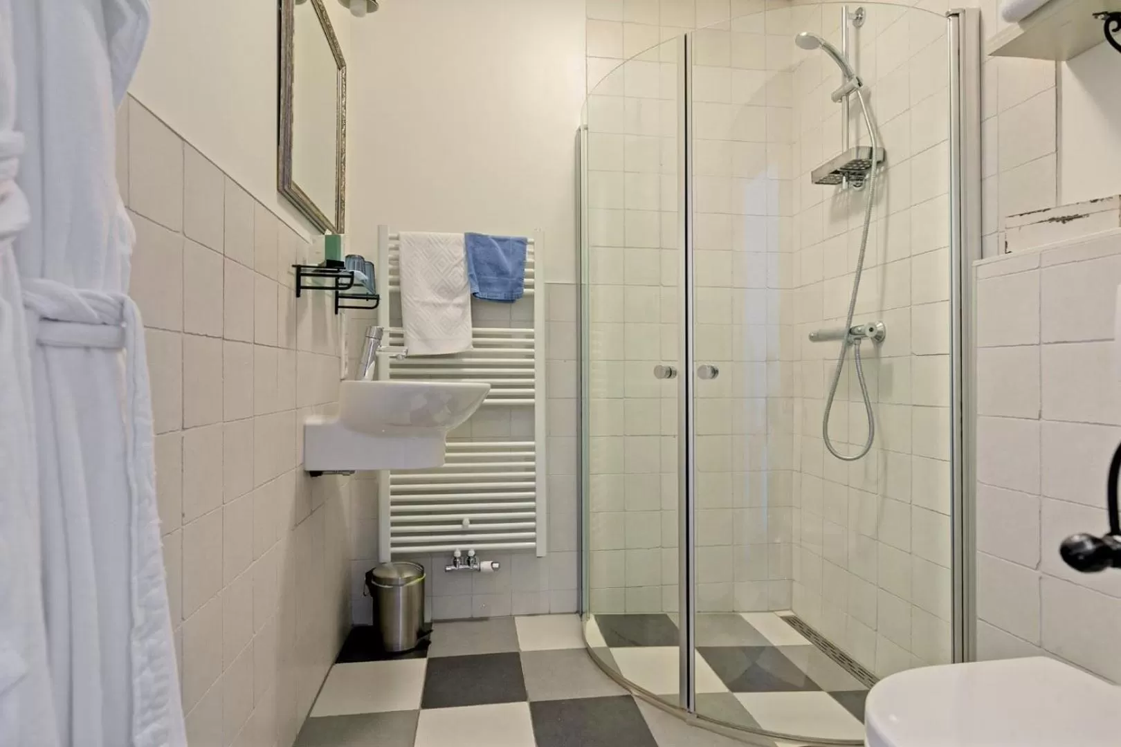 Bathroom in De Stadsboerderij