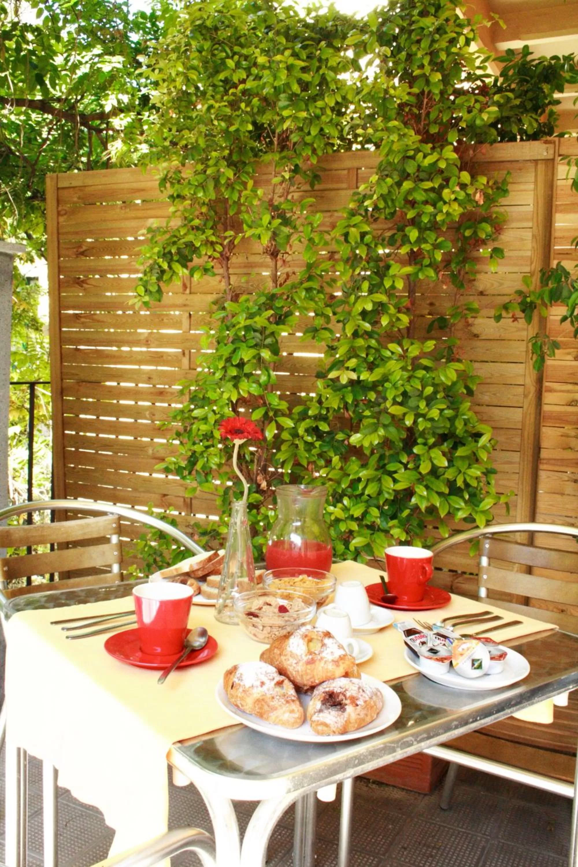 Balcony/Terrace in San Max Hotel