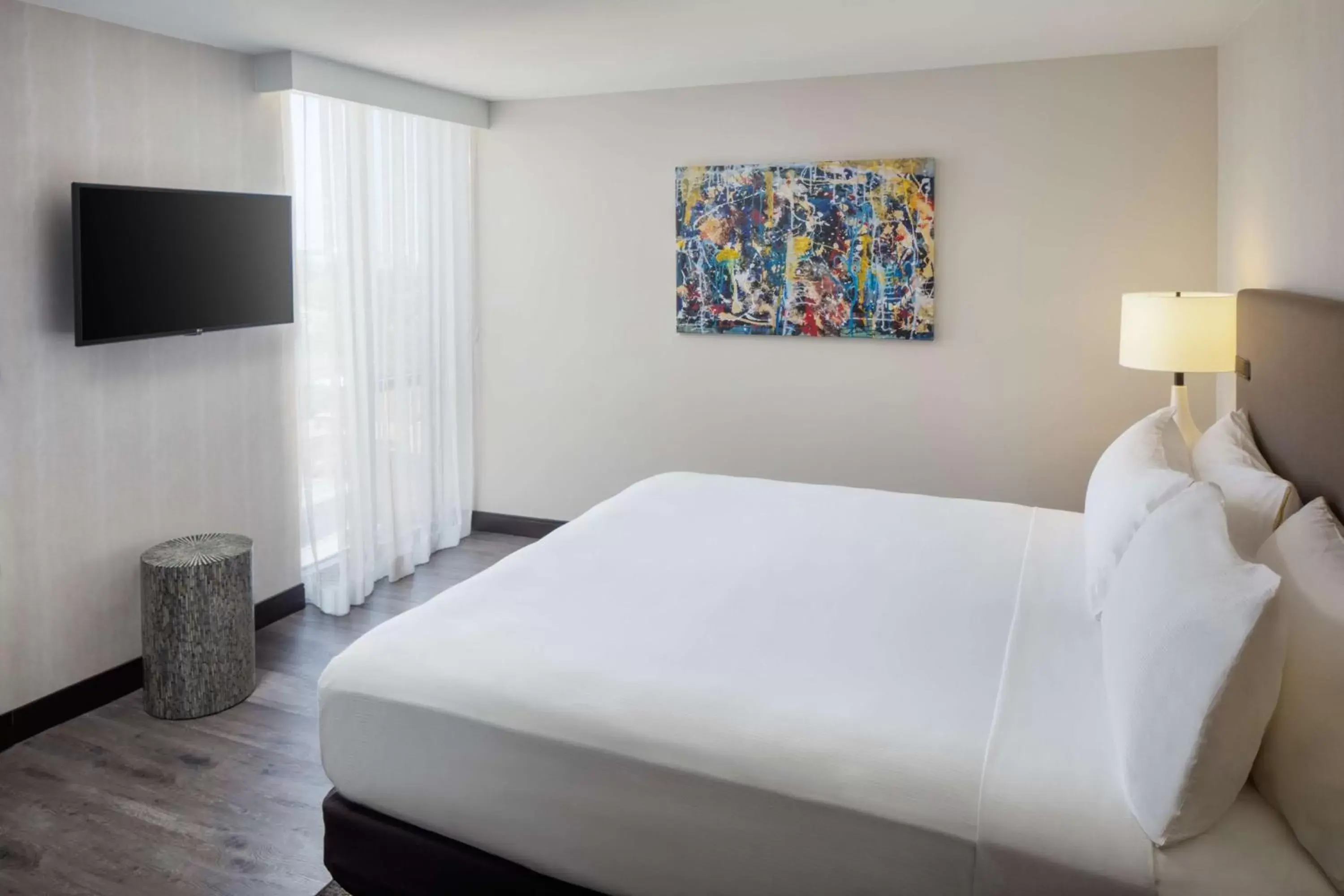 Bed in The Bethesdan Hotel, Tapestry Collection by Hilton Bed in The Bethesdan Hotel, Tapestry Collection by Hilton