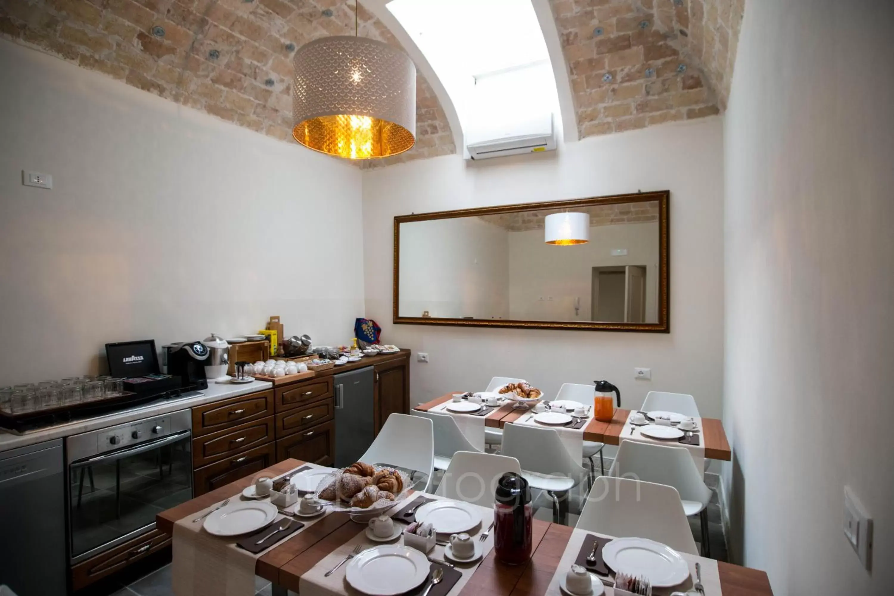 Food and drinks, Restaurant/Places to Eat in La Dimora del Falconiere - Luxury Suites