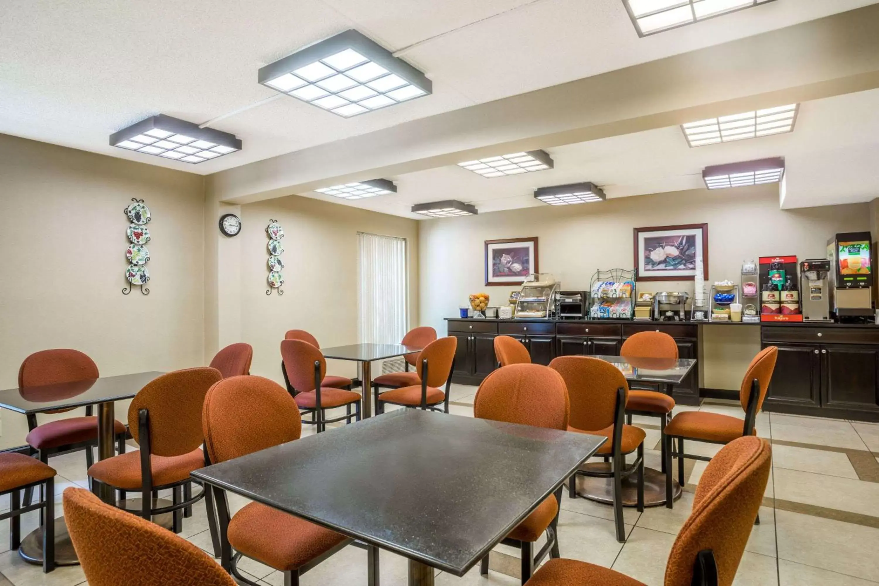 Restaurant/places to eat in Days Inn by Wyndham Westminster Restaurant/places to eat in Days Inn by Wyndham Westminster