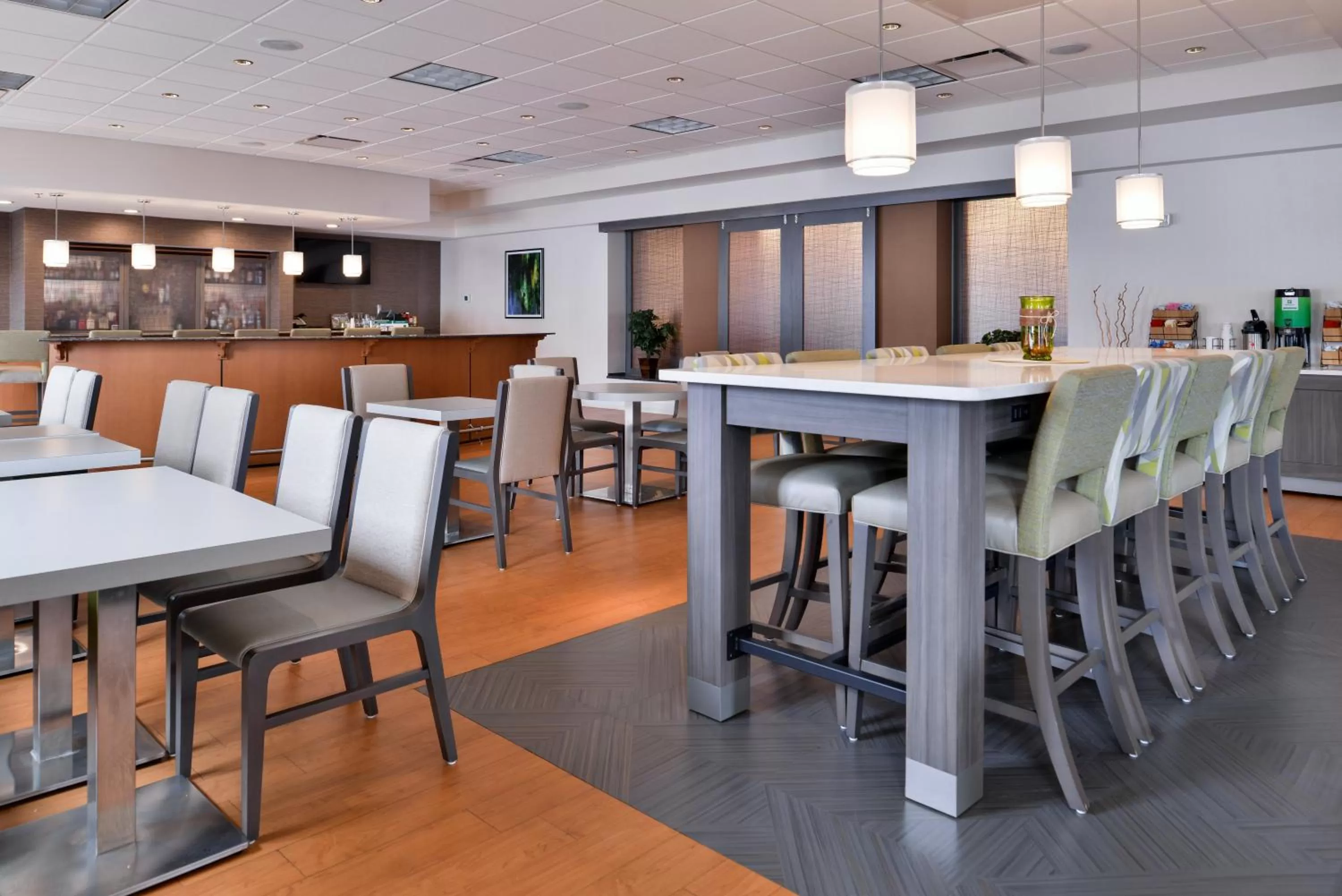 Restaurant/places to eat in Holiday Inn Hotel & Suites Rochester - Marketplace by IHG