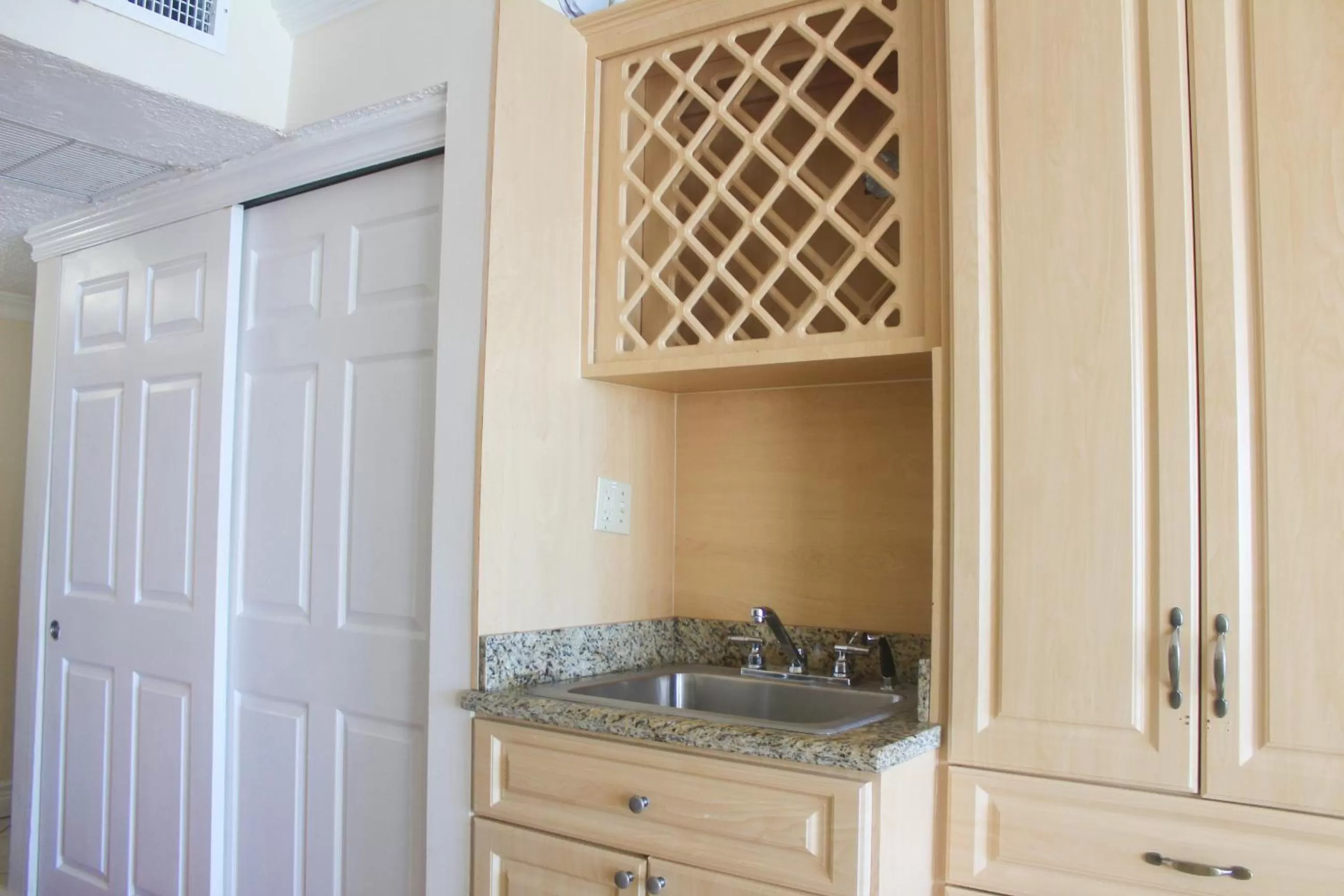 Ramada Plaza by Wyndham Marco Polo Beach Resort