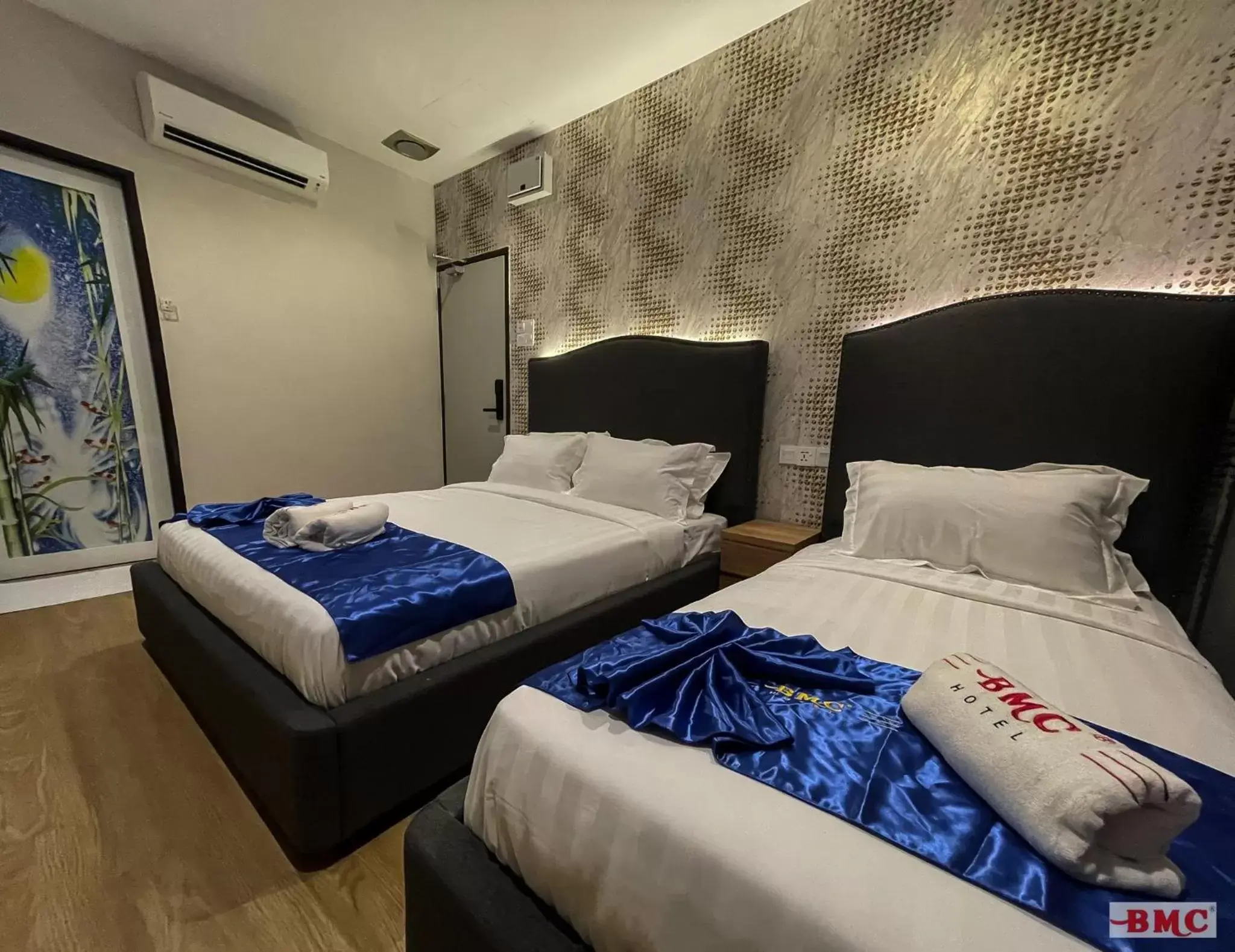 Bedroom, Bed in BMC Hotel
