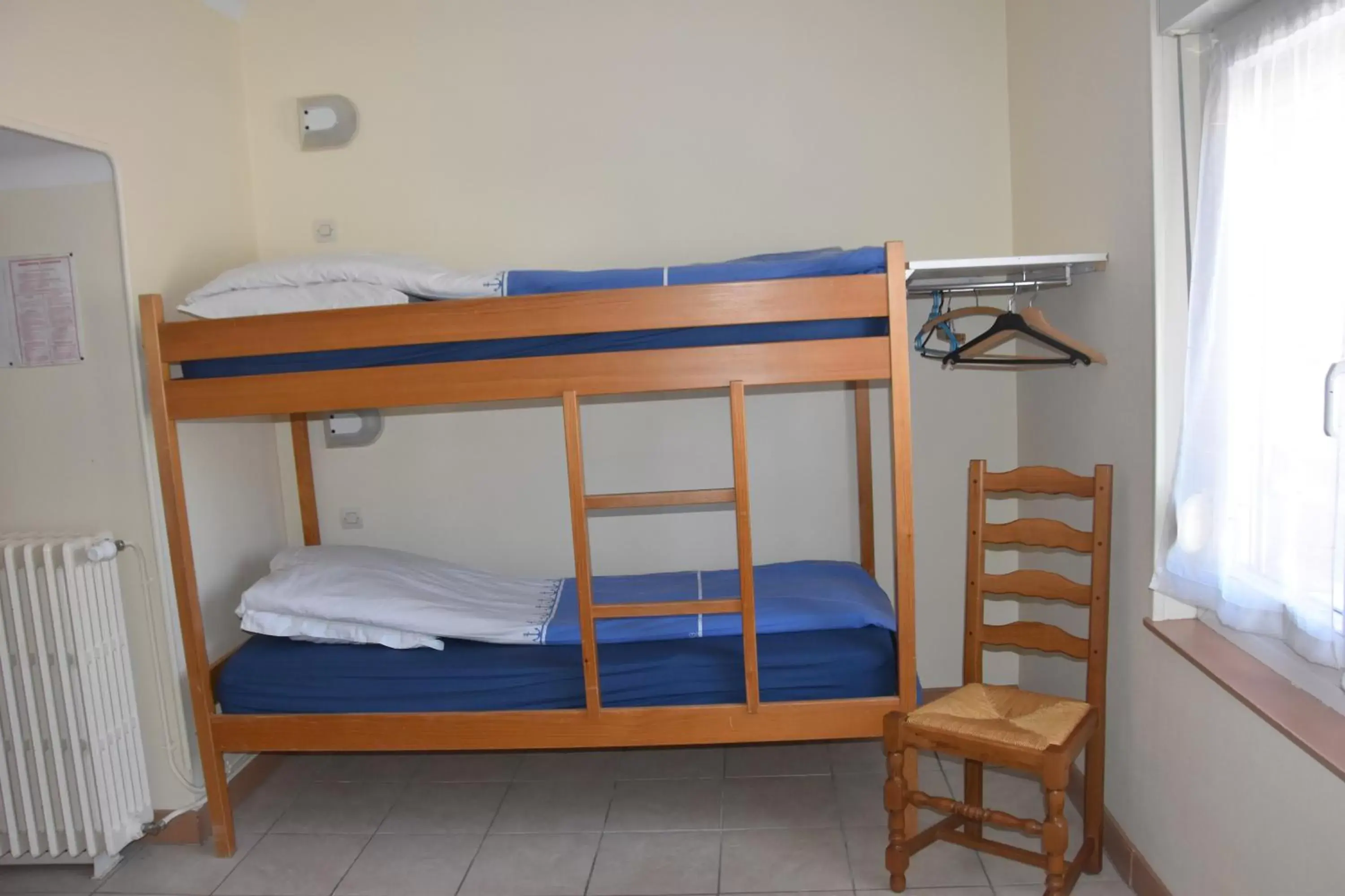 Bunk Bed in Hotel Gai Relais