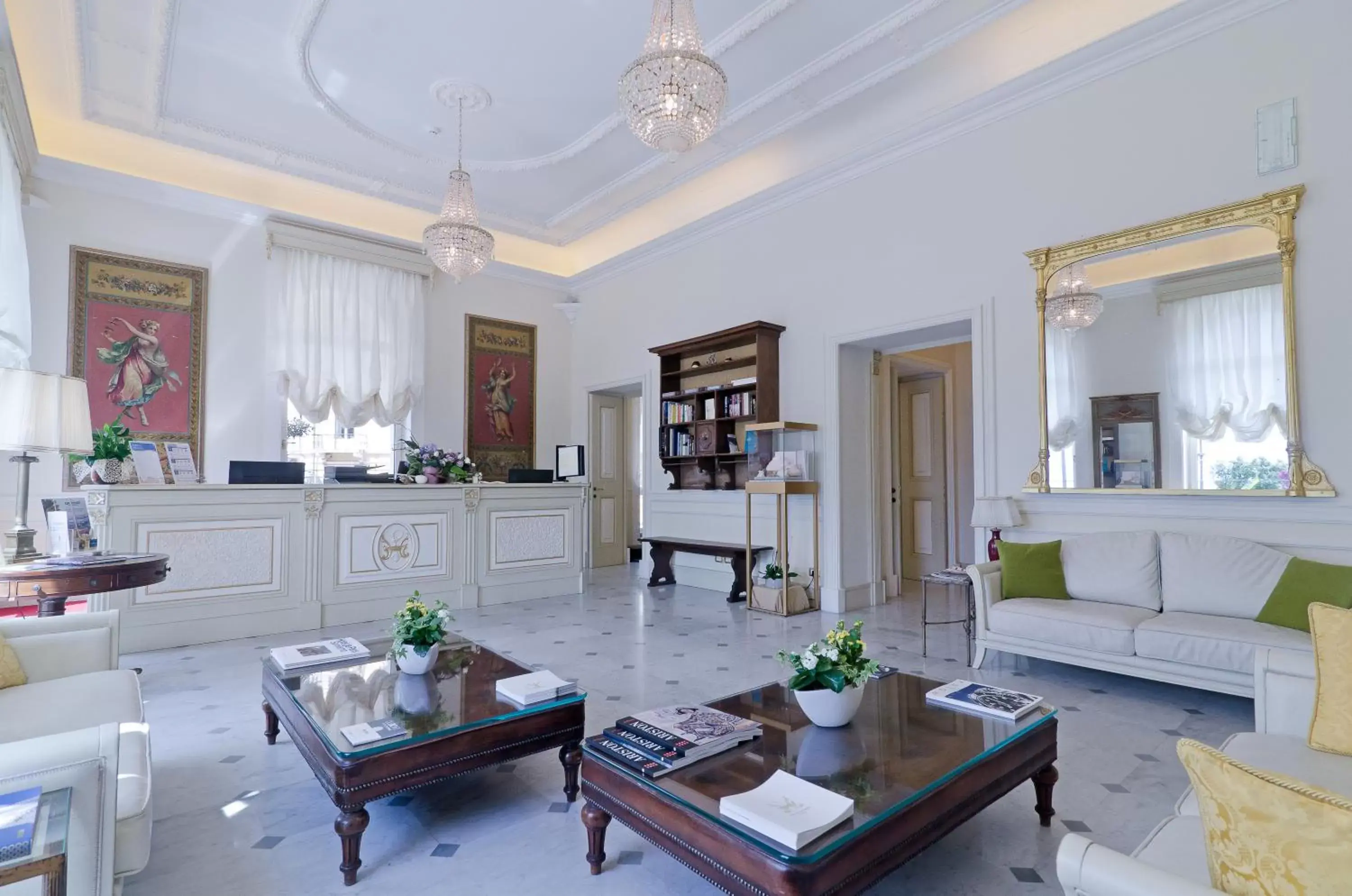 Lobby or reception, Seating Area in Hotel De Paris Sanremo