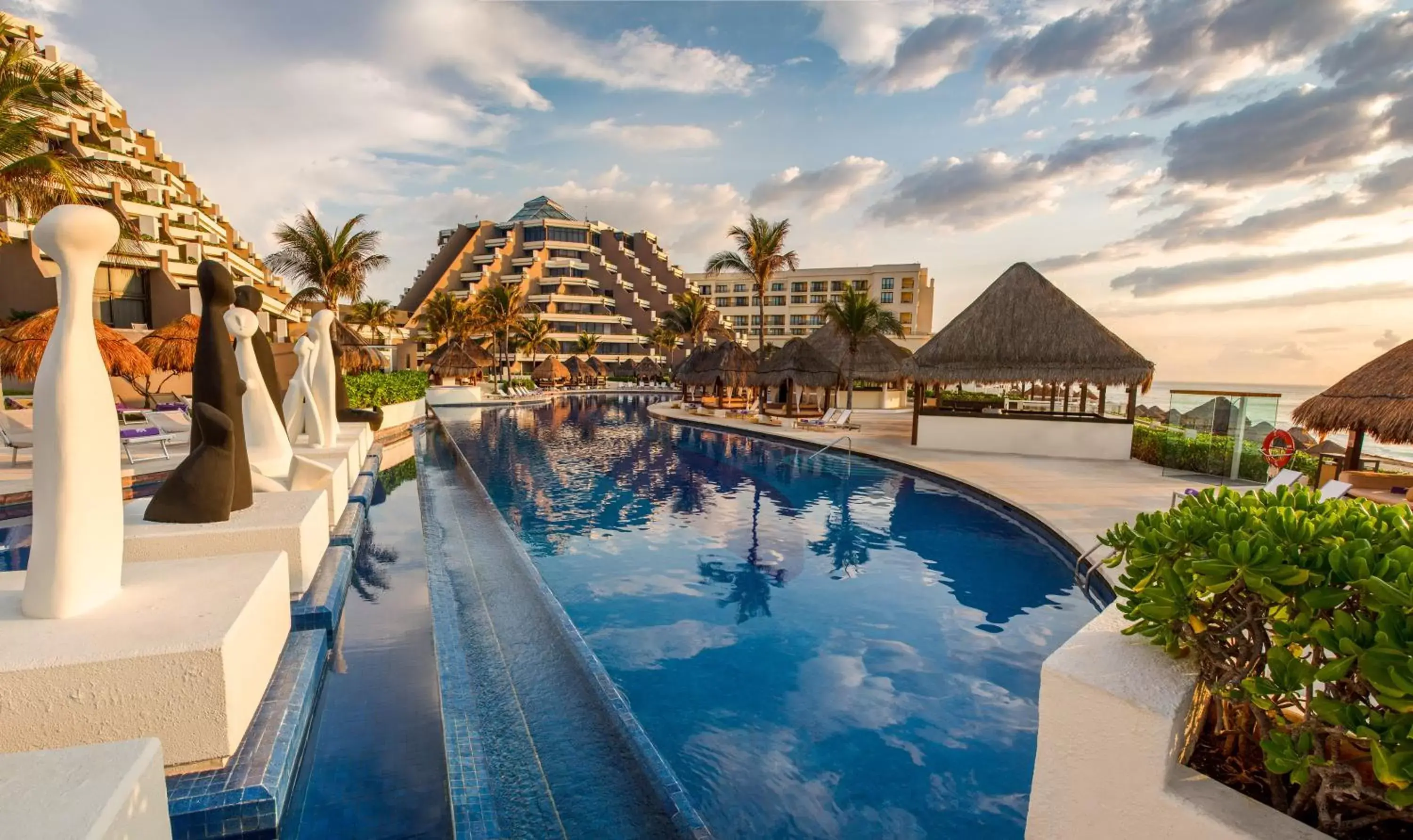 Pool view, Swimming Pool in Paradisus Cancun All Inclusive