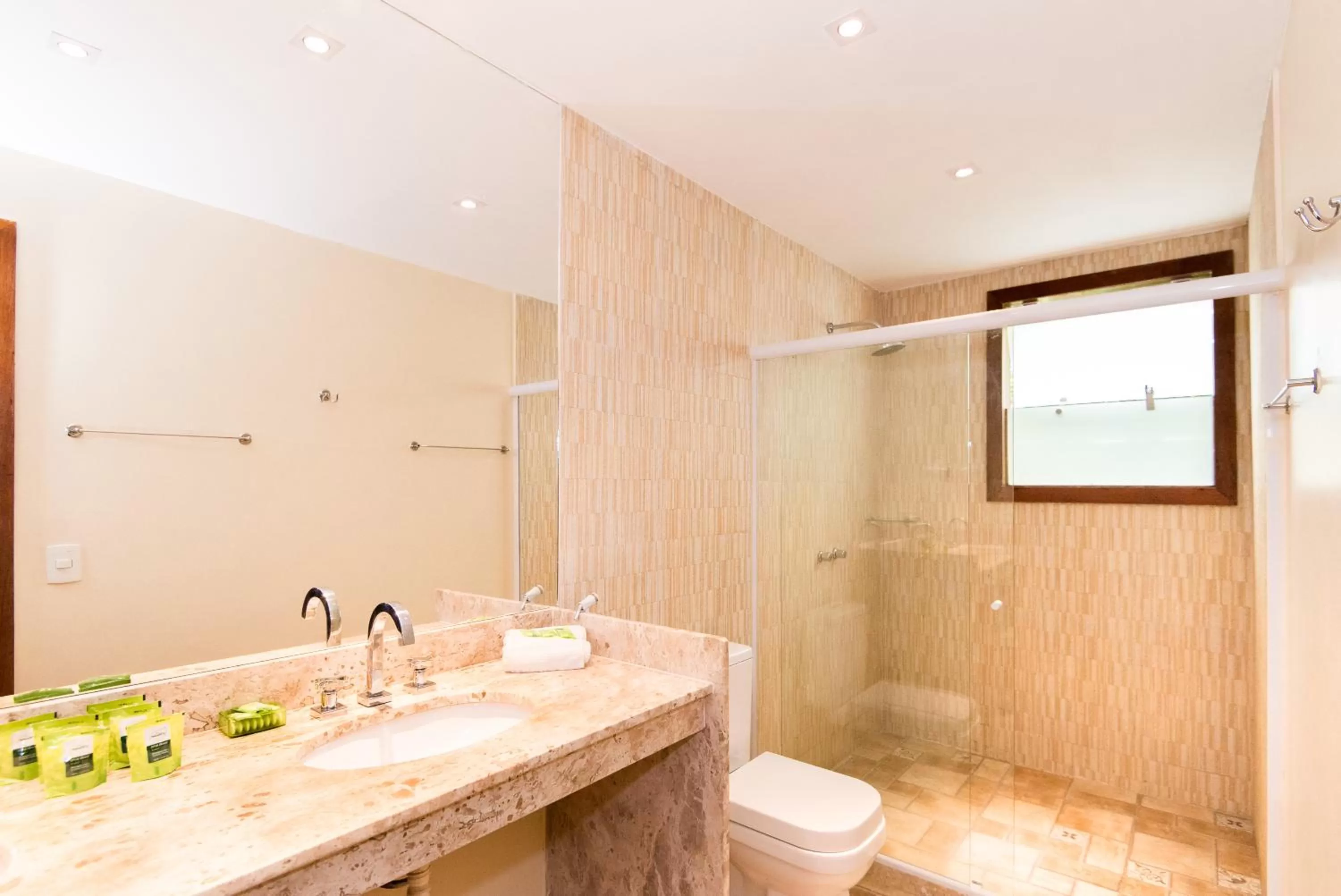 Bathroom in Pousada La Dolce Vita