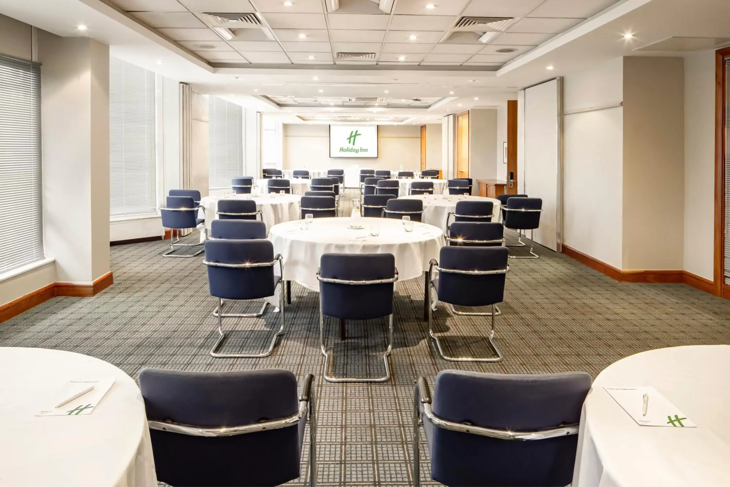 Meeting/conference room in Holiday Inn Basingstoke, an IHG Hotel