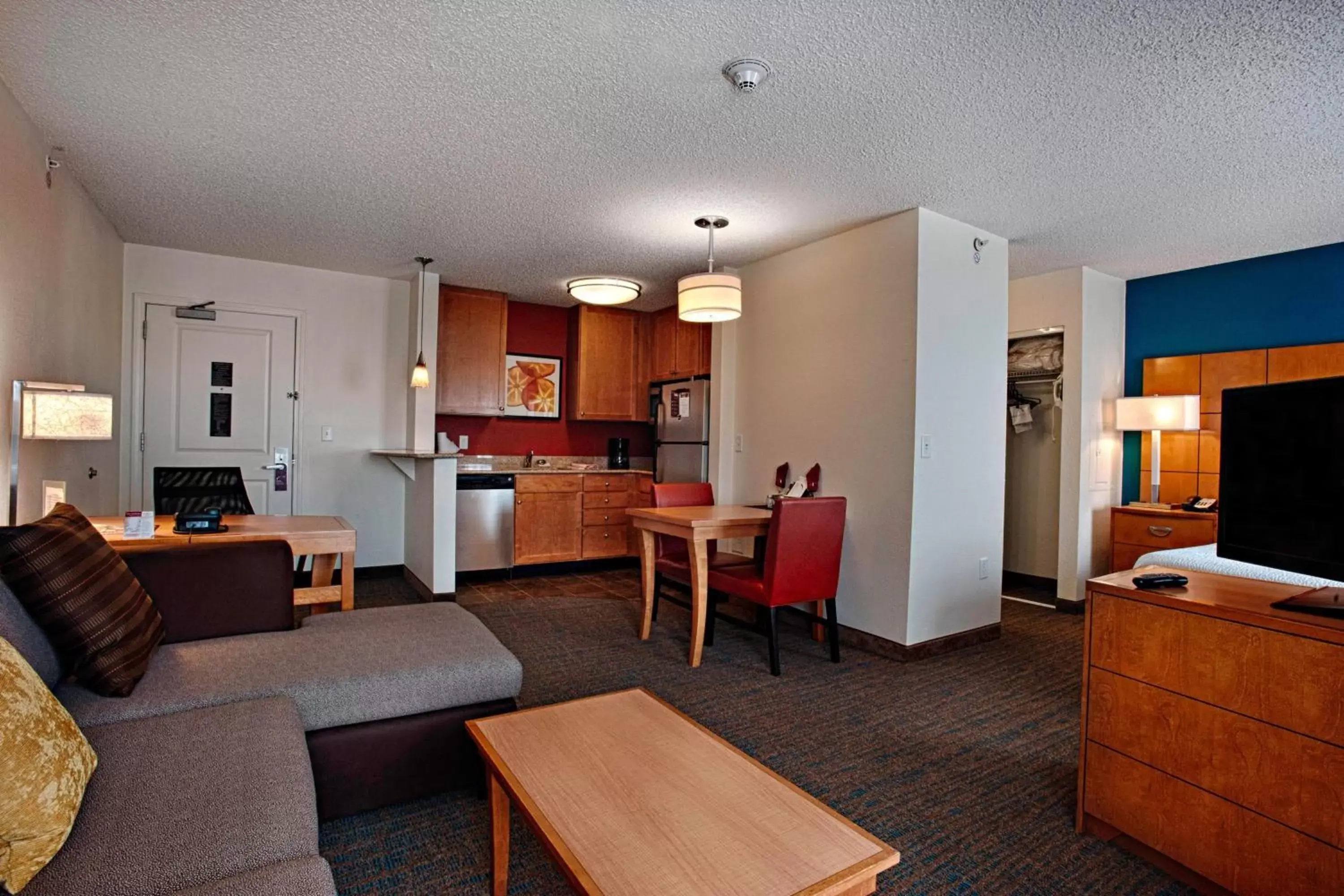 Bedroom, Seating Area in Residence Inn by Marriott Atlantic City Airport Egg Harbor Township