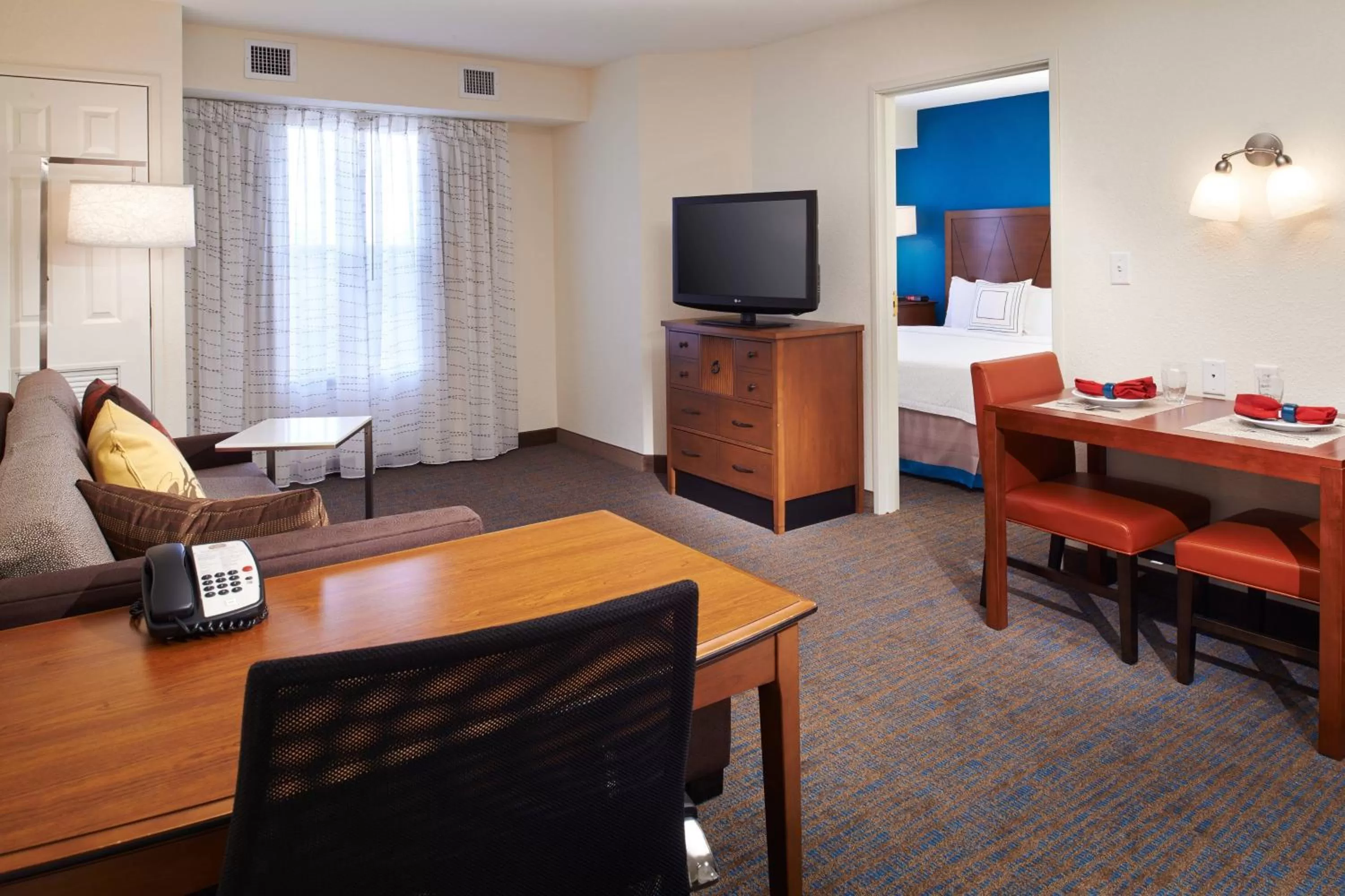 One-Bedroom King Suite in Residence Inn by Marriott Saginaw