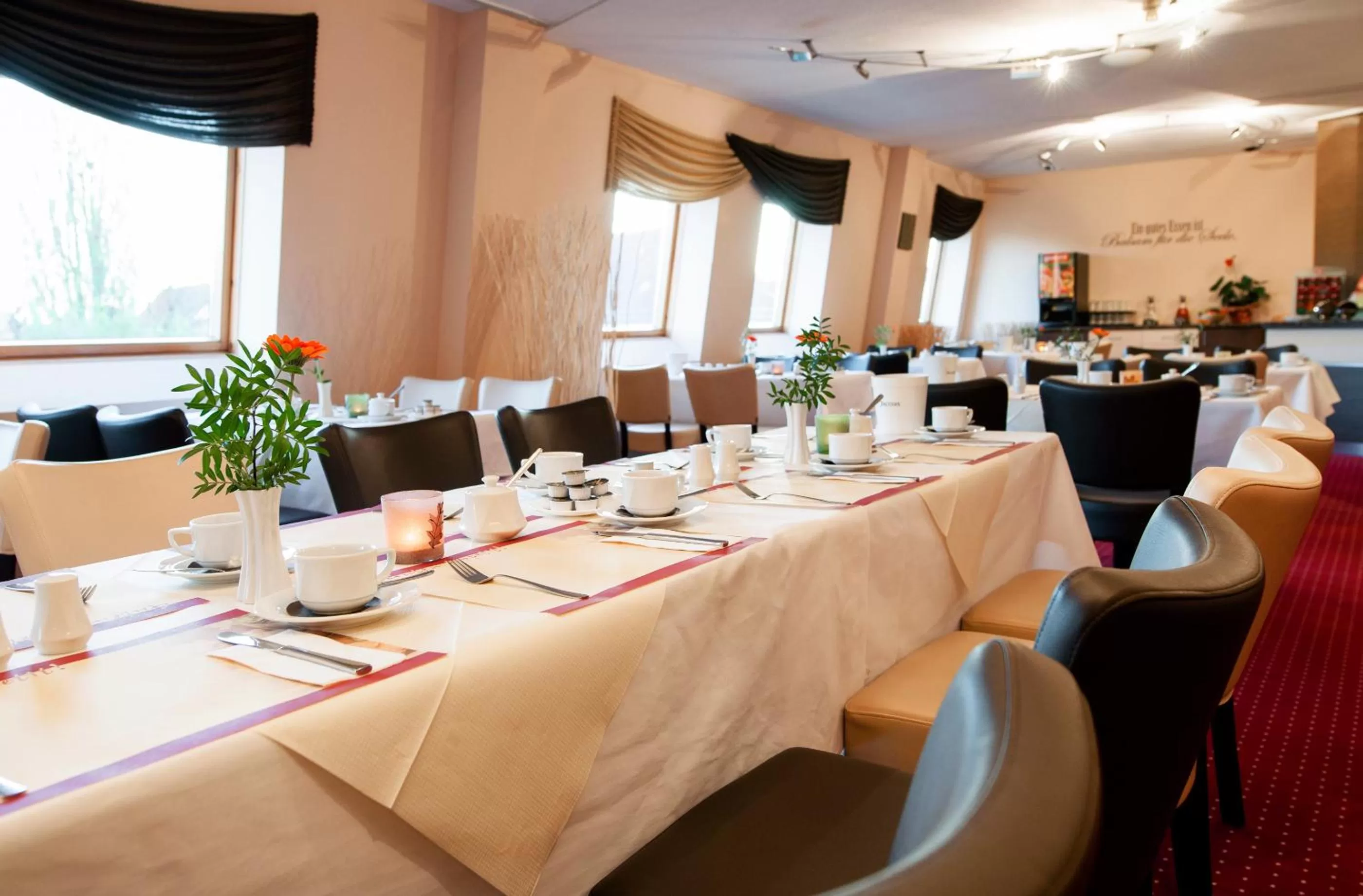 Restaurant/places to eat in Hotel Stadtfeld