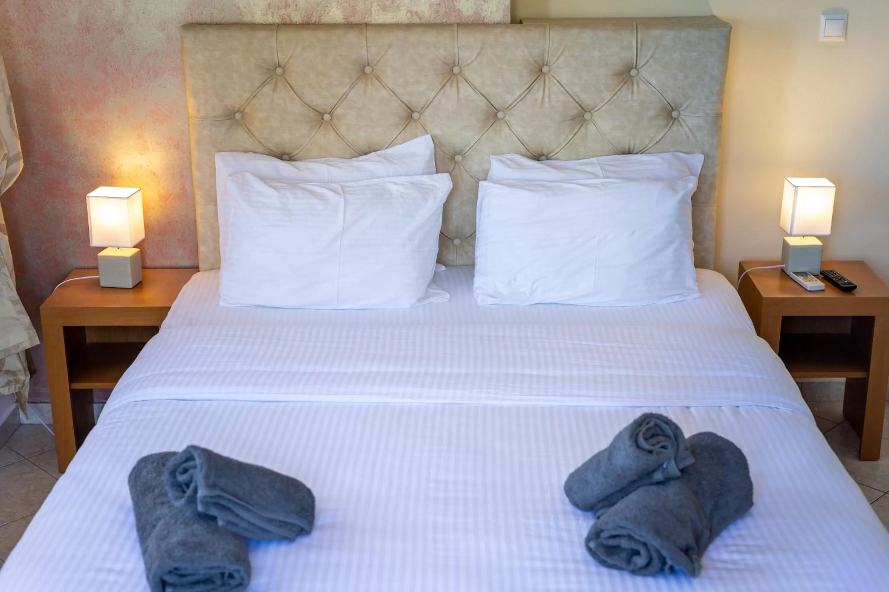 Bed in Votsalakia Hotel & Luxury Apartments