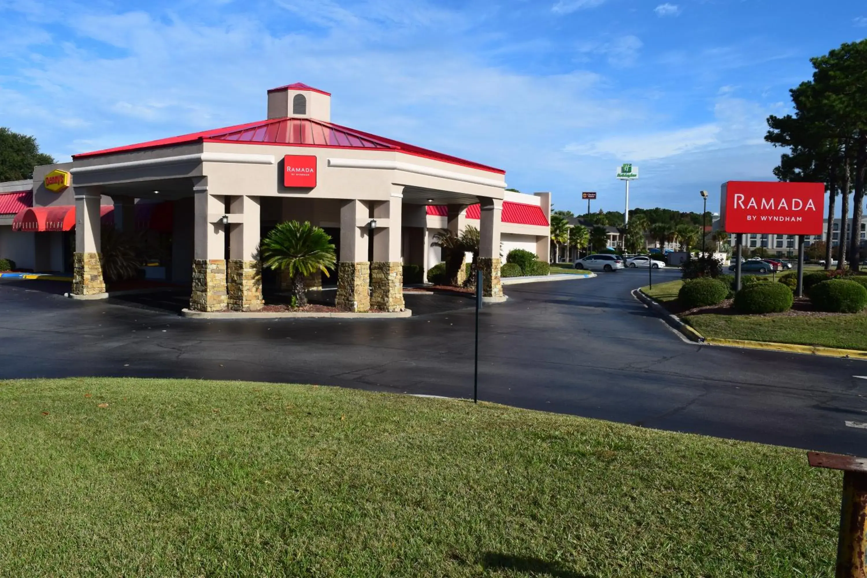 Property Building in Ramada by Wyndham Savannah Gateway