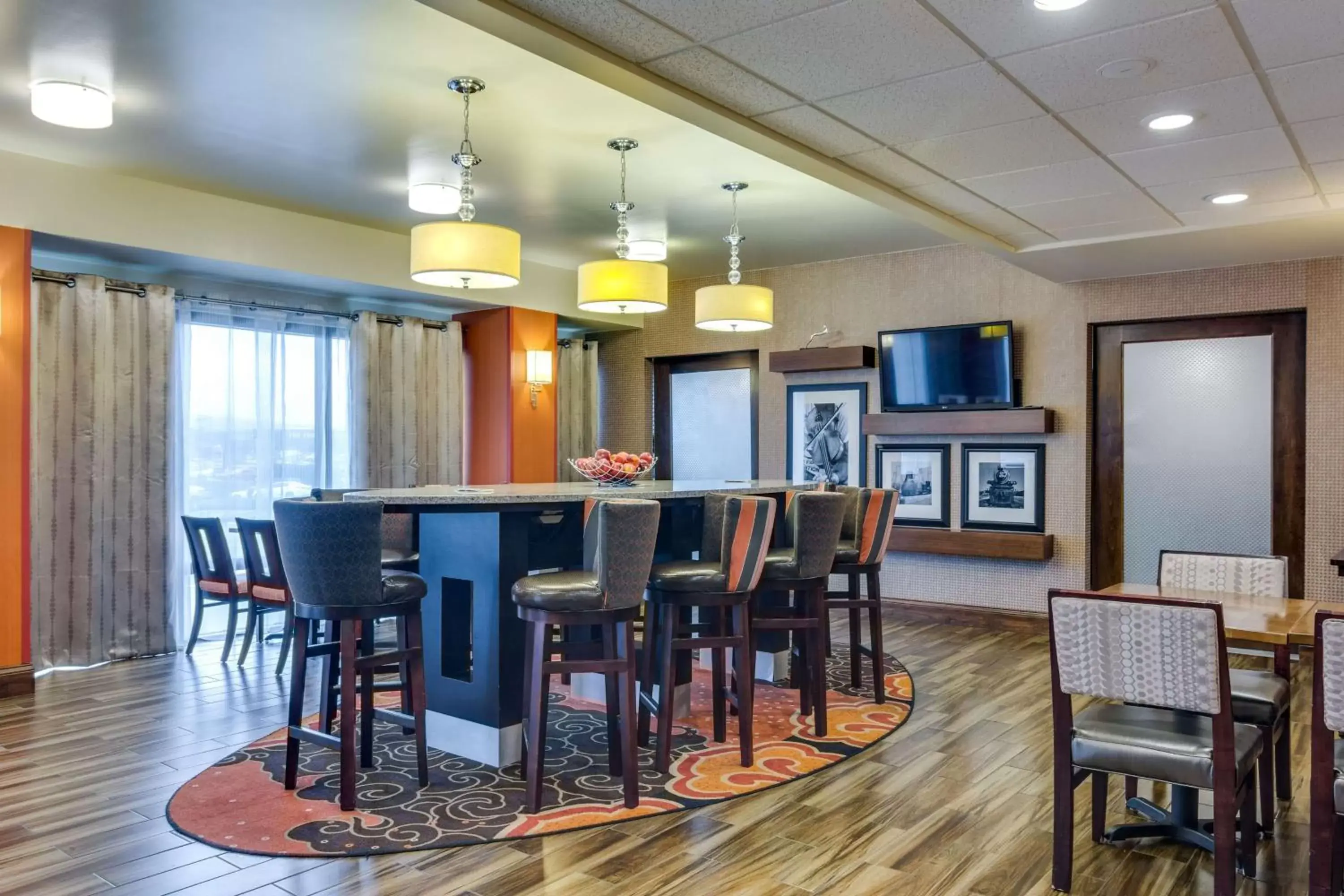 Lobby or reception, Restaurant/Places to Eat in Hampton Inn Johnson City