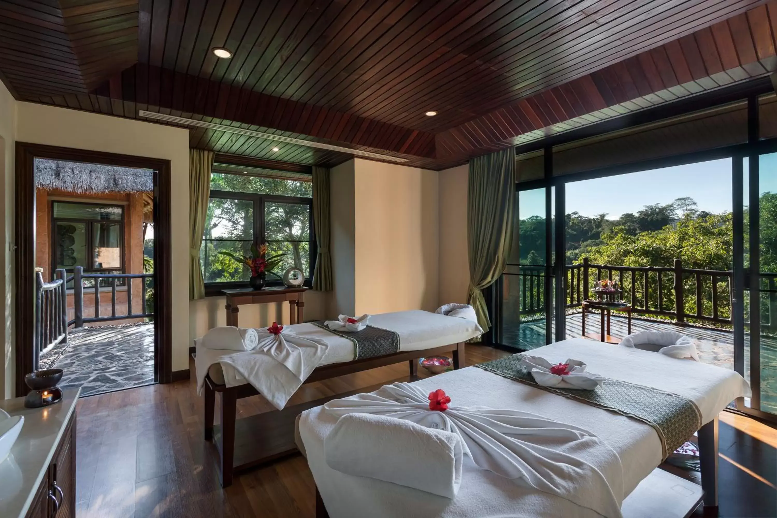 Massage in Katiliya Mountain Resort And Spa