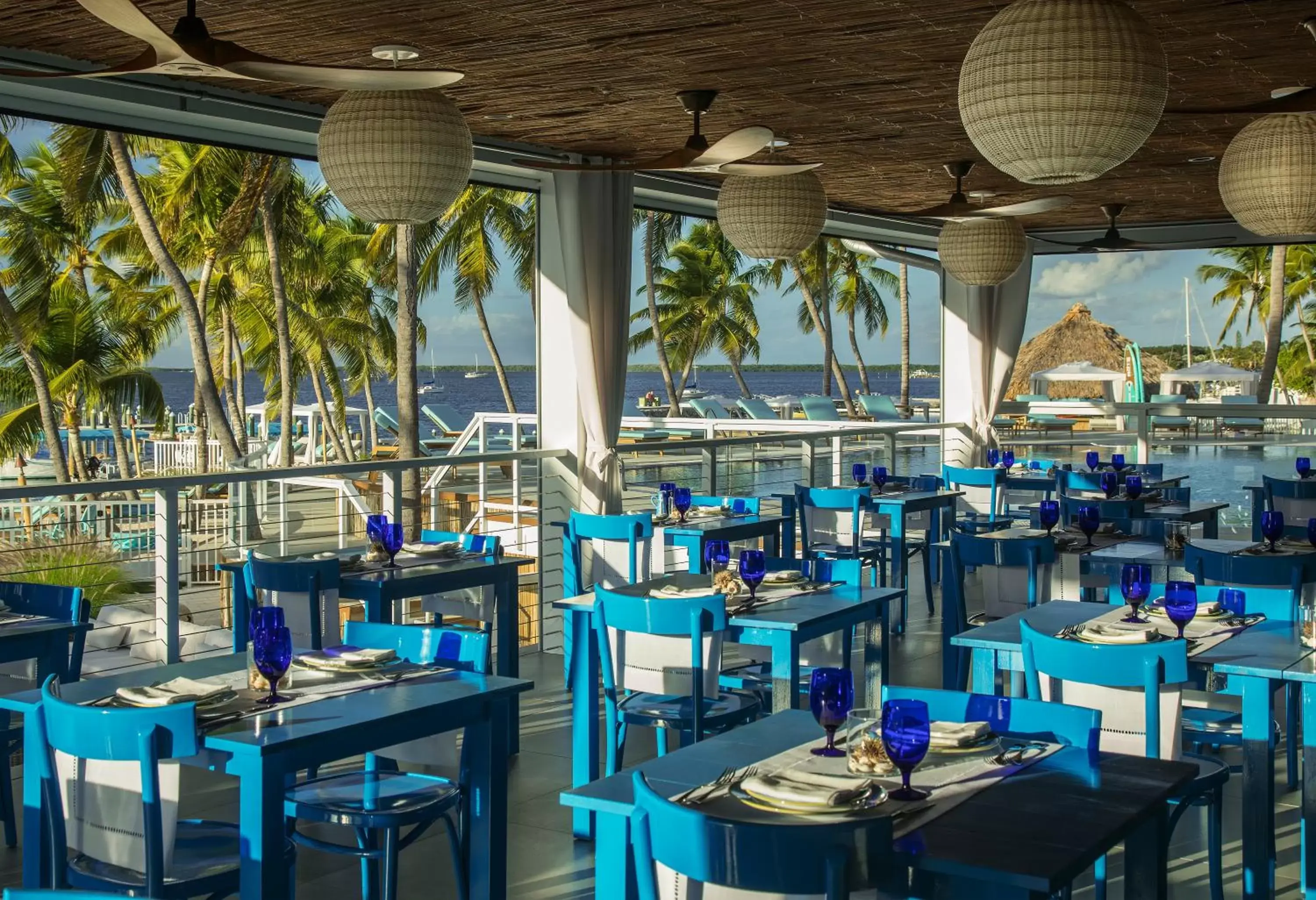 Patio, Restaurant/Places to Eat in Bungalows Key Largo - All Inclusive