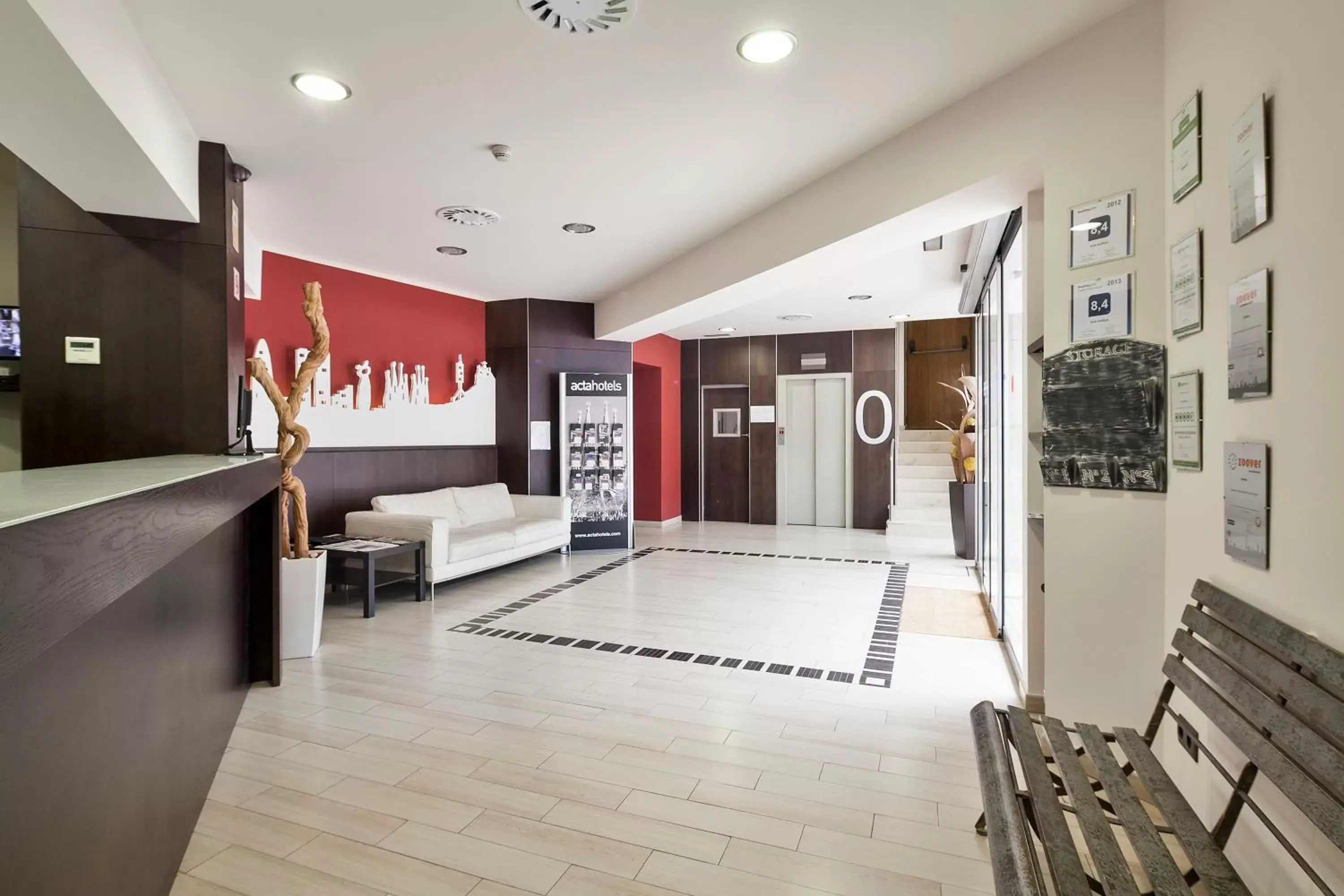 Lobby or reception in Acta Antibes Lobby or reception in Acta Antibes