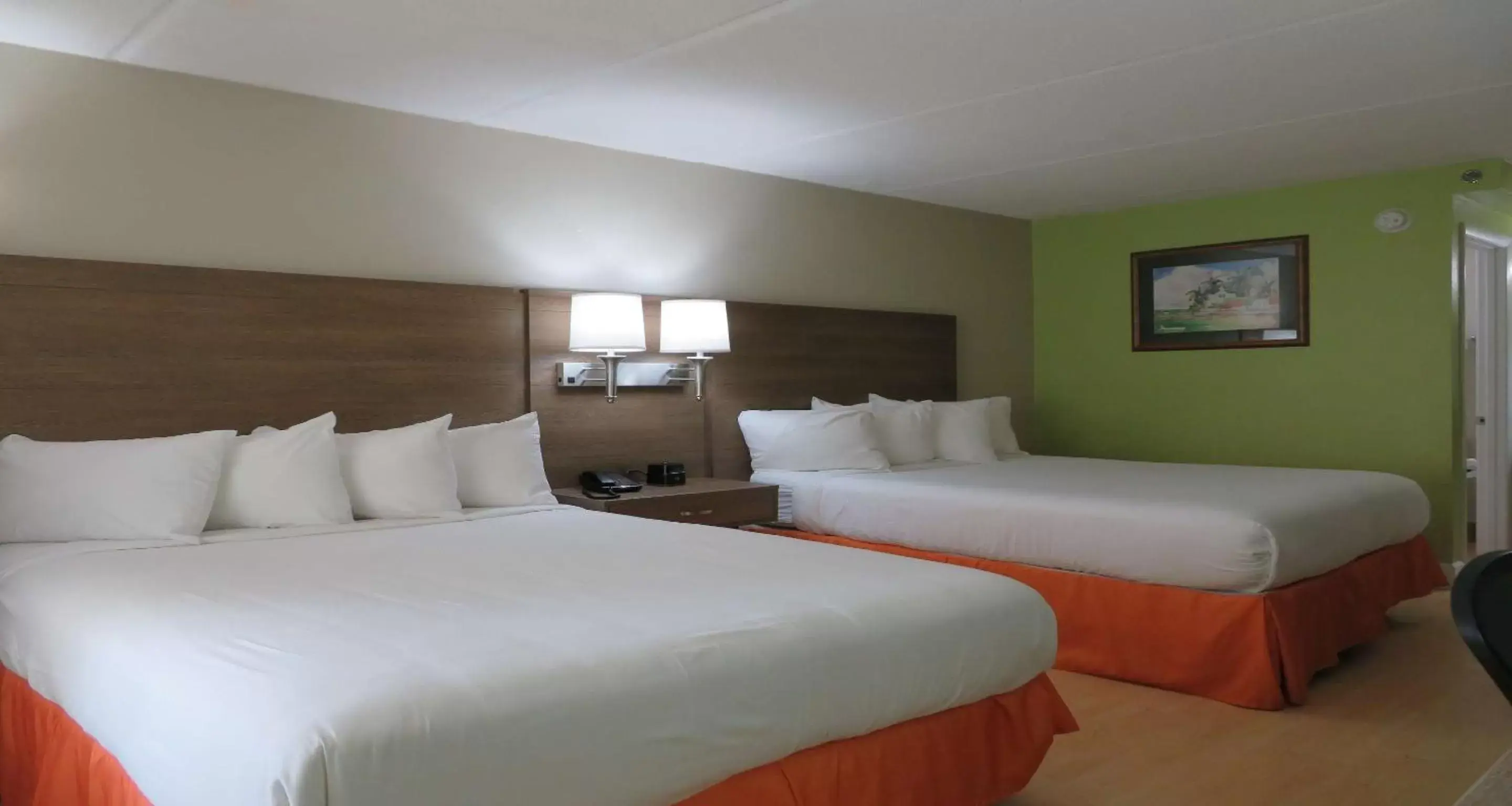 Photo of the whole room, Bed in SureStay Plus Hotel by Best Western St Marys Cumberland Photo of the whole room, Bed in SureStay Plus Hotel by Best Western St Marys Cumberland
