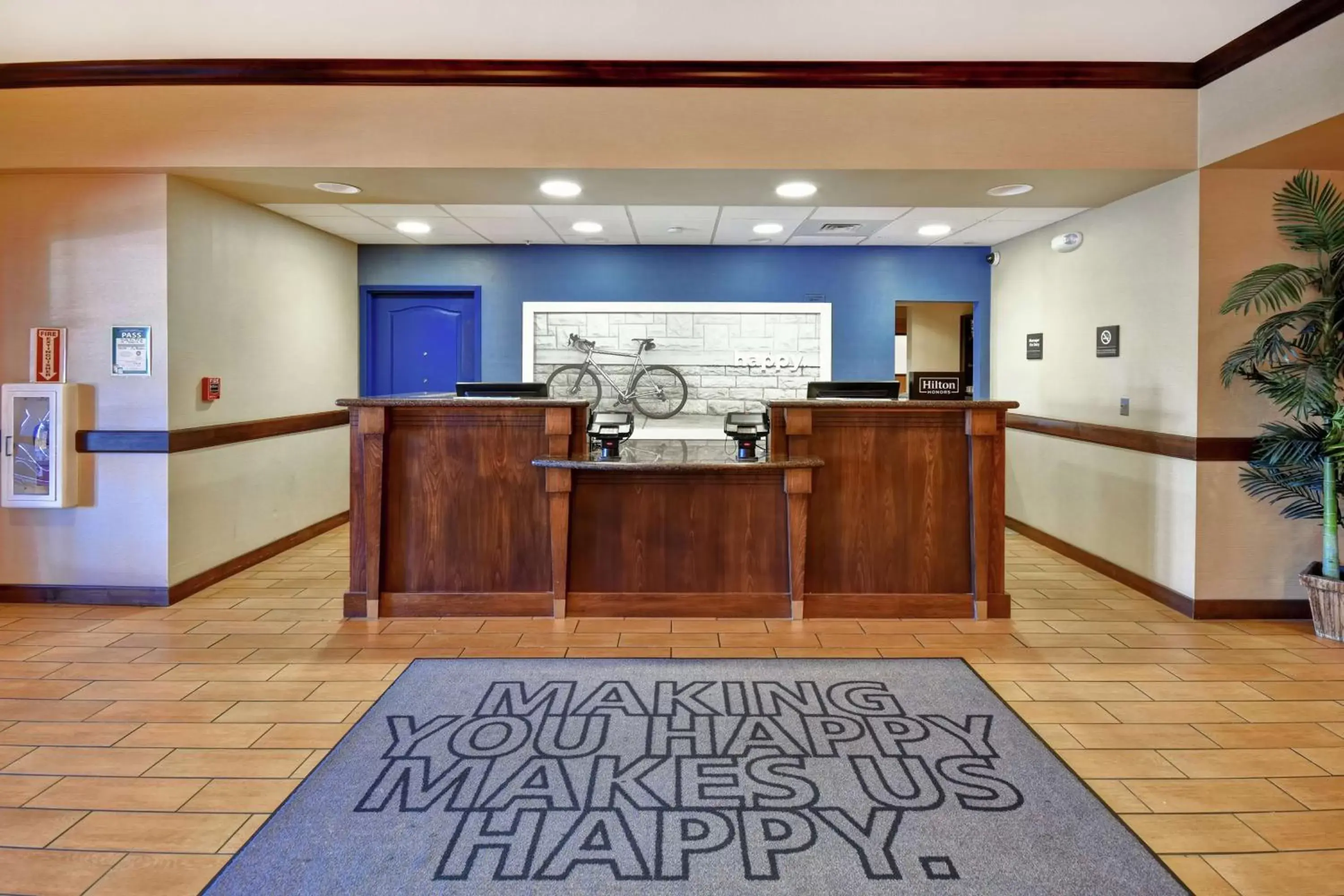 Lobby or reception in Hampton Inn & Suites Folsom Lobby or reception in Hampton Inn & Suites Folsom