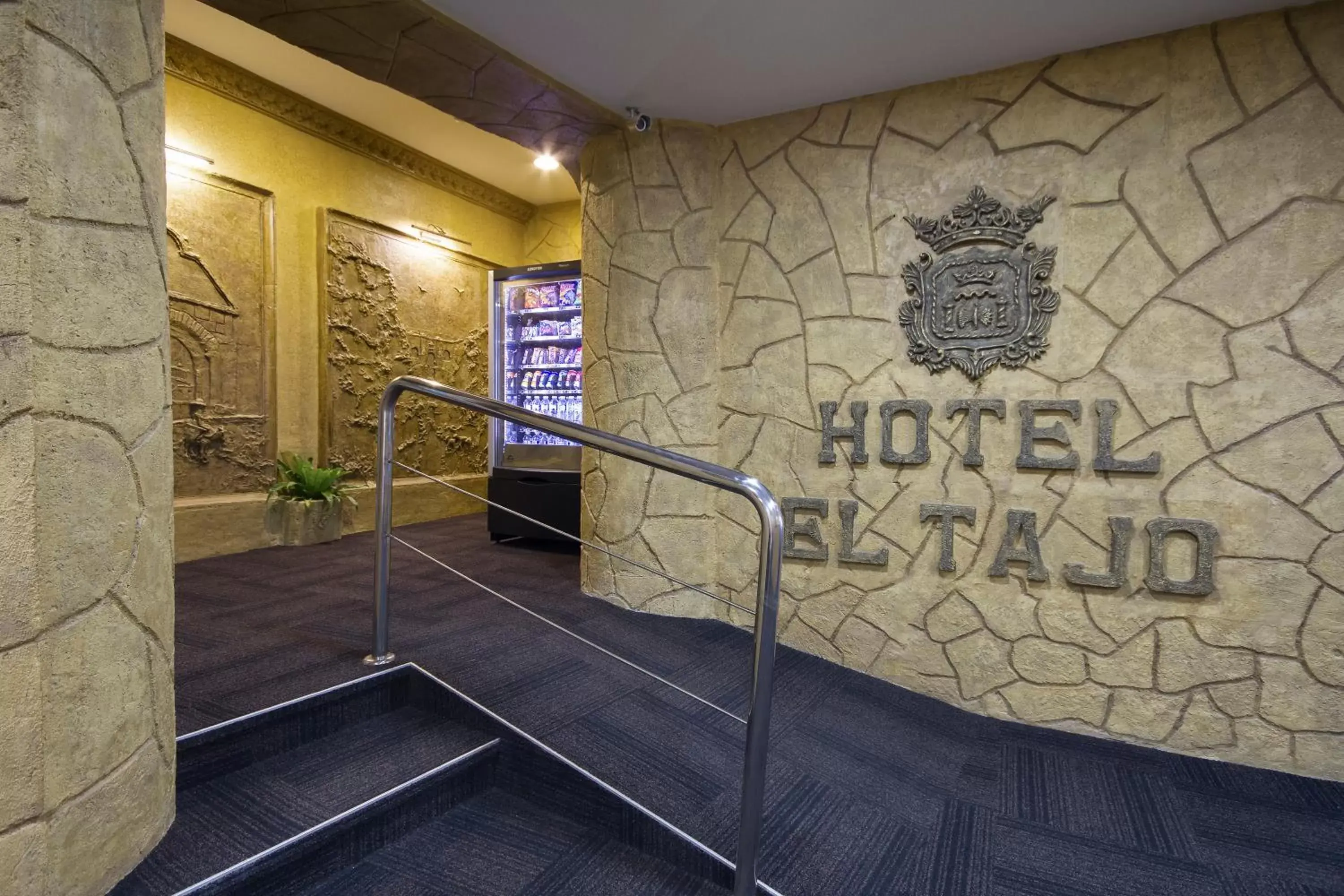 Area and facilities in Hotel El Tajo & SPA