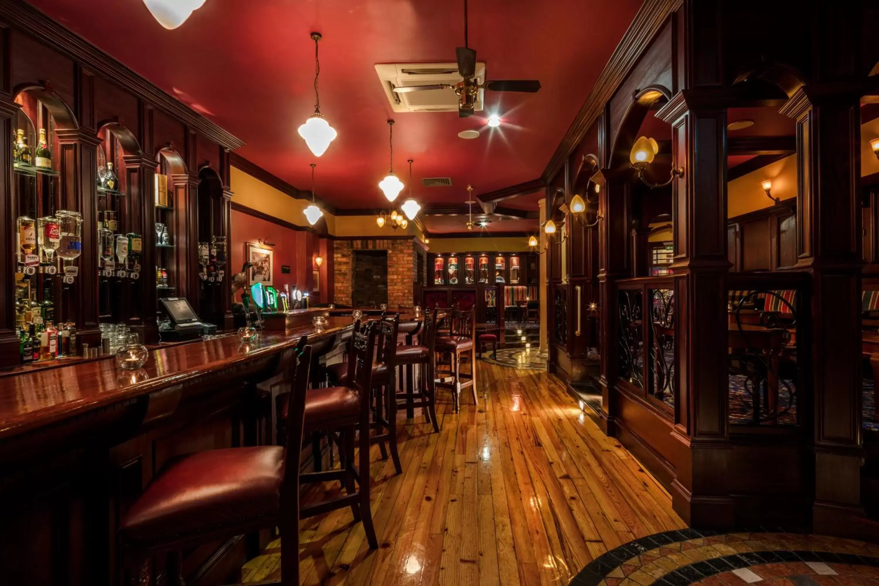 Lounge/Bar in The Landmark Hotel