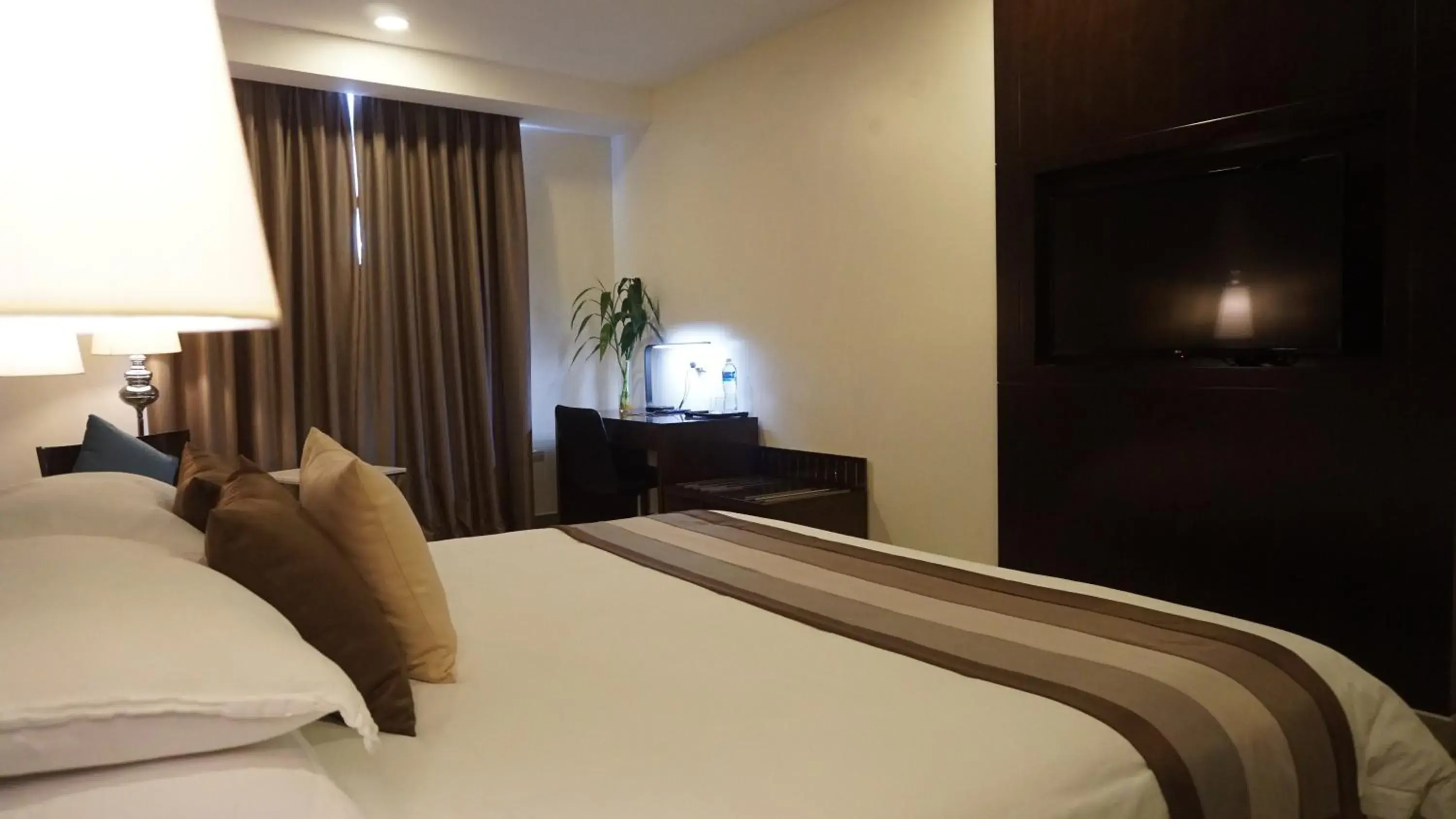 TV and multimedia, Bed in Hotel Las Cascadas