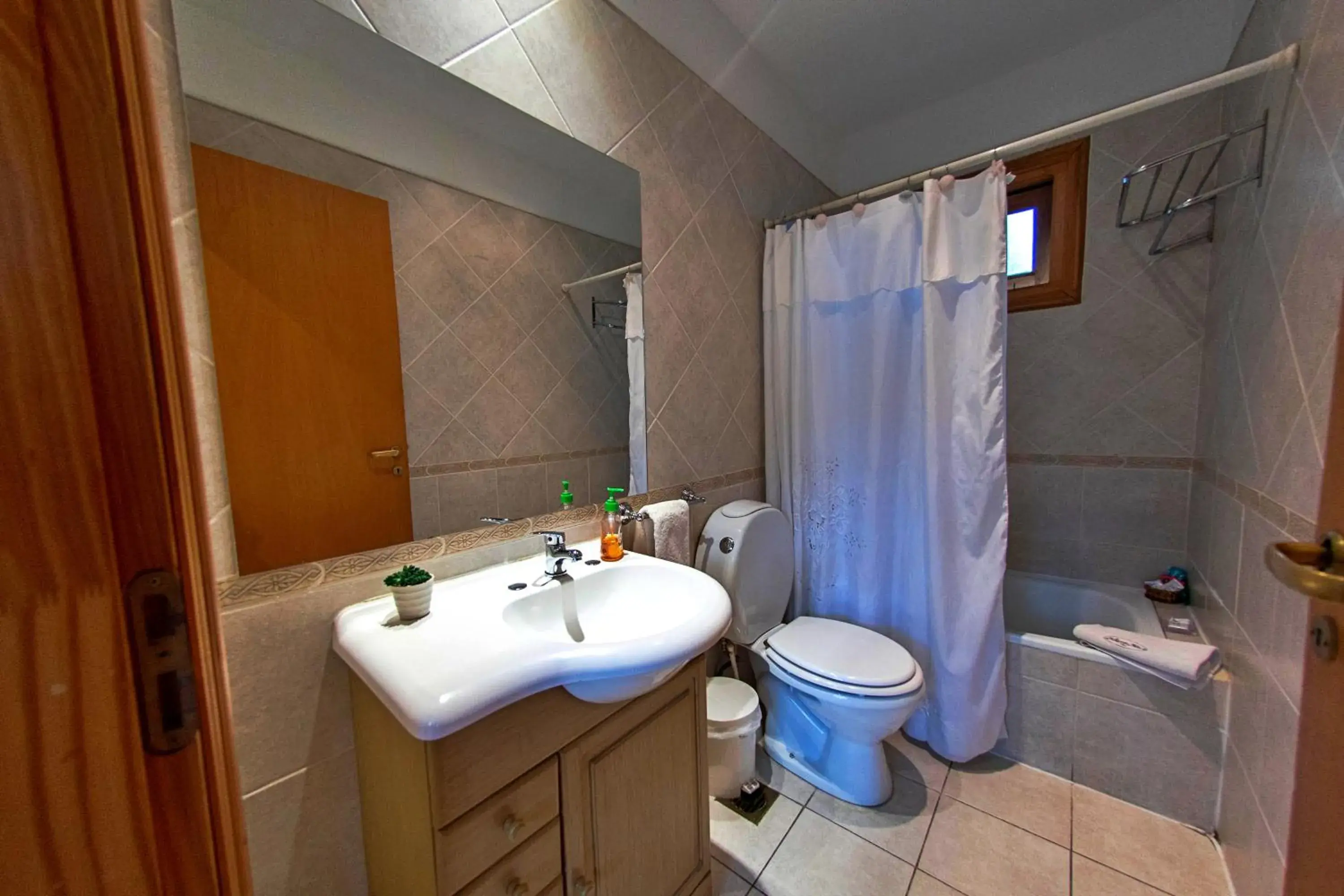 Bathroom in Patagonia Villa Lodge