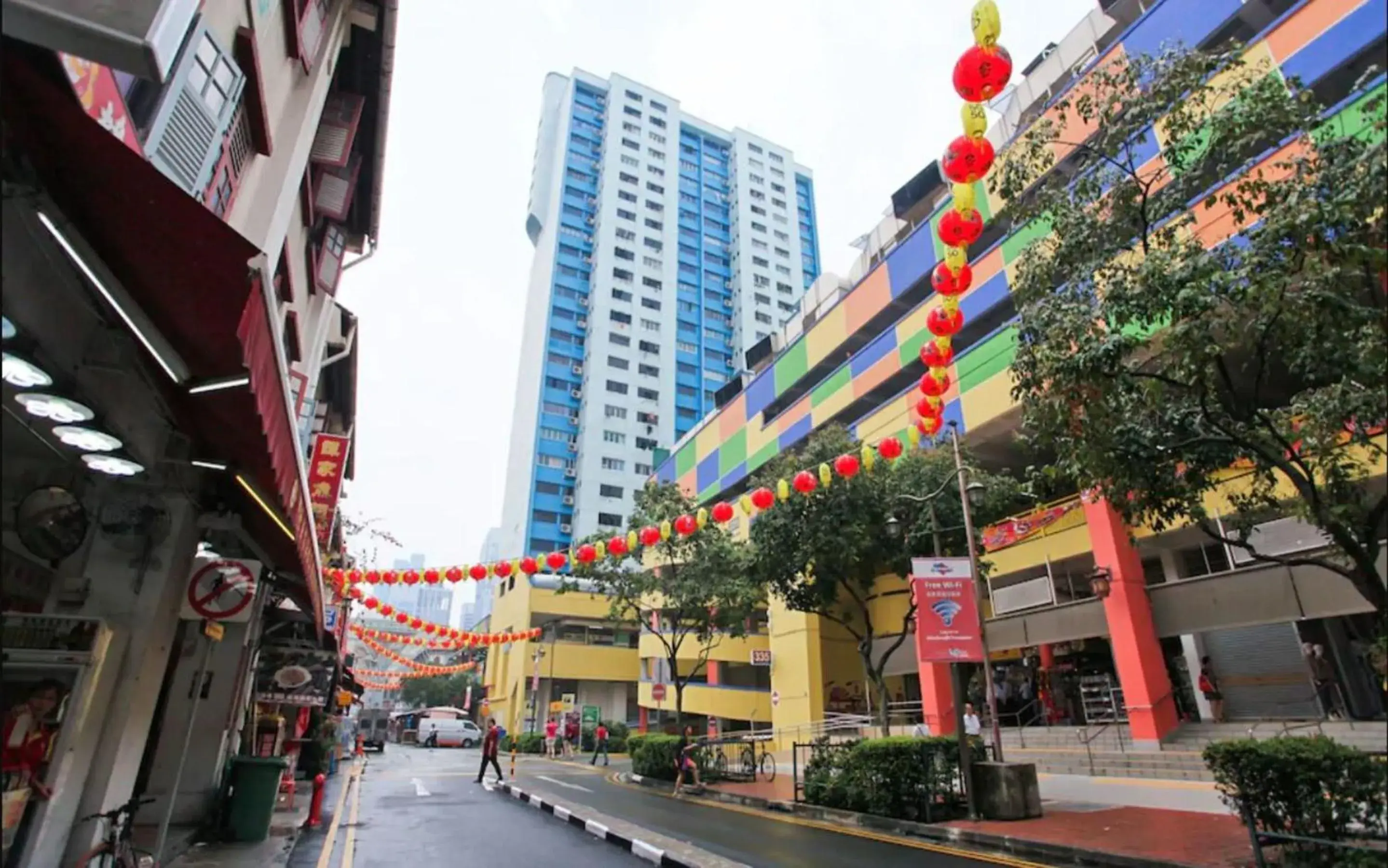 Facade/entrance, Neighborhood in Cube Boutique Capsule Hotel @ Chinatown