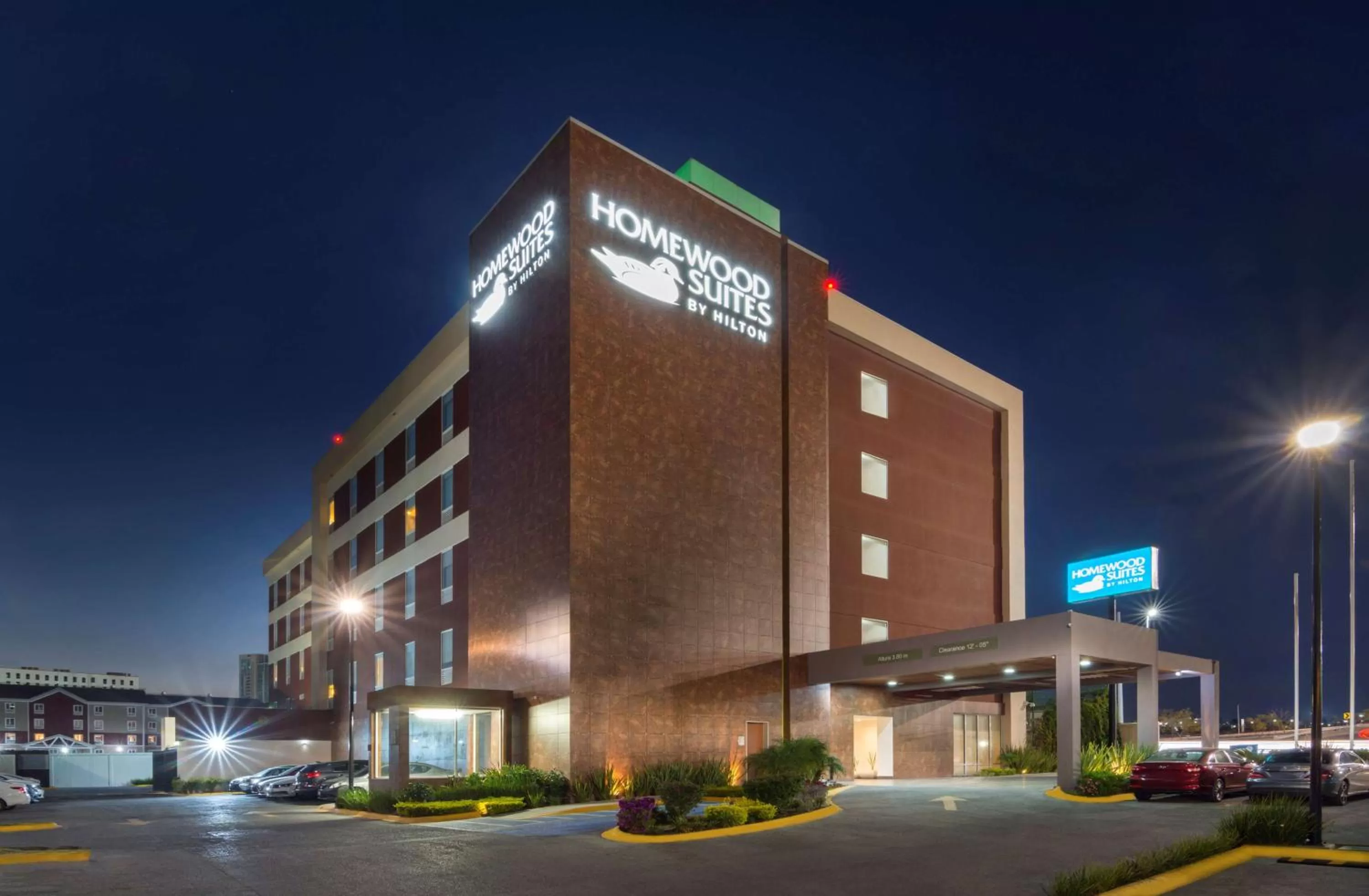 Property building in Homewood Suites by Hilton Queretaro