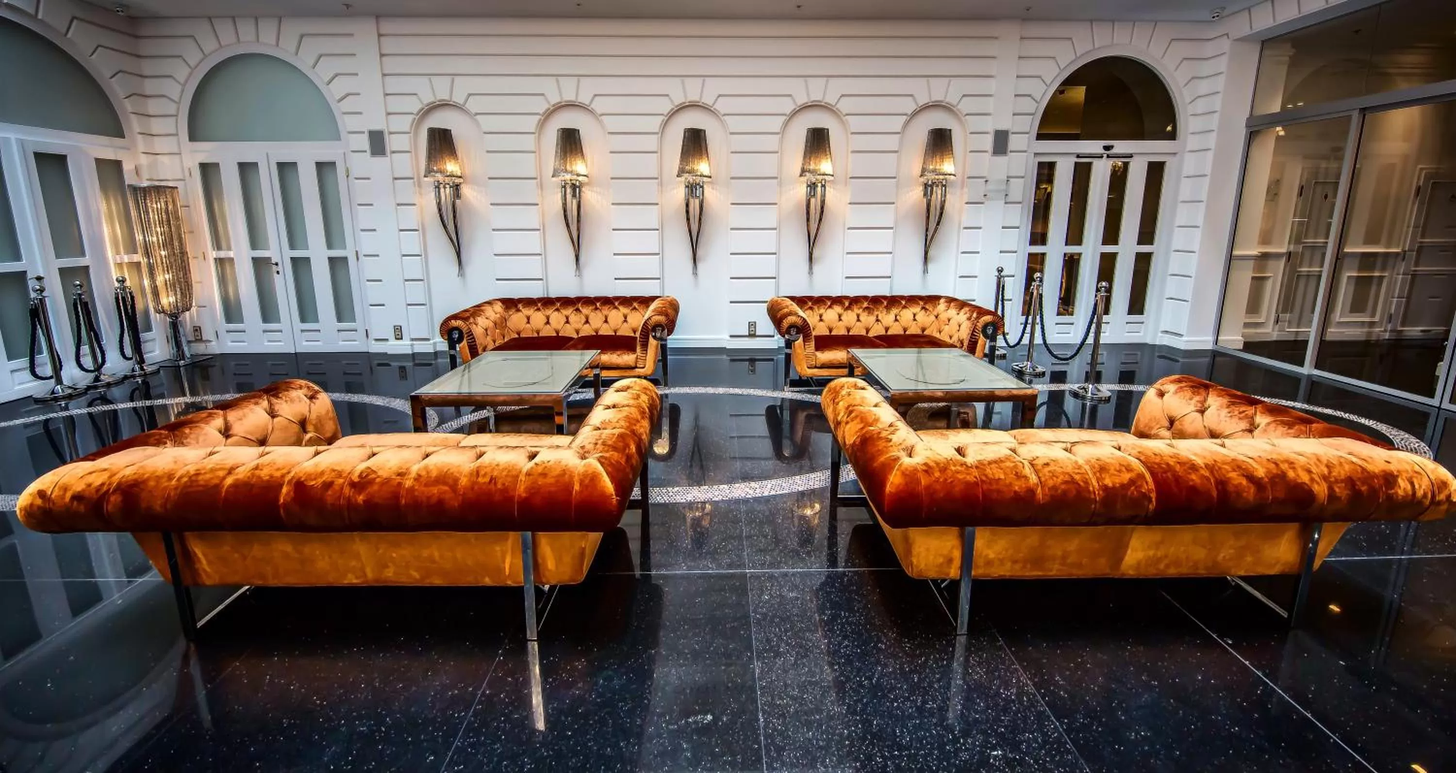 Lobby or reception in Prestige Hotel Budapest