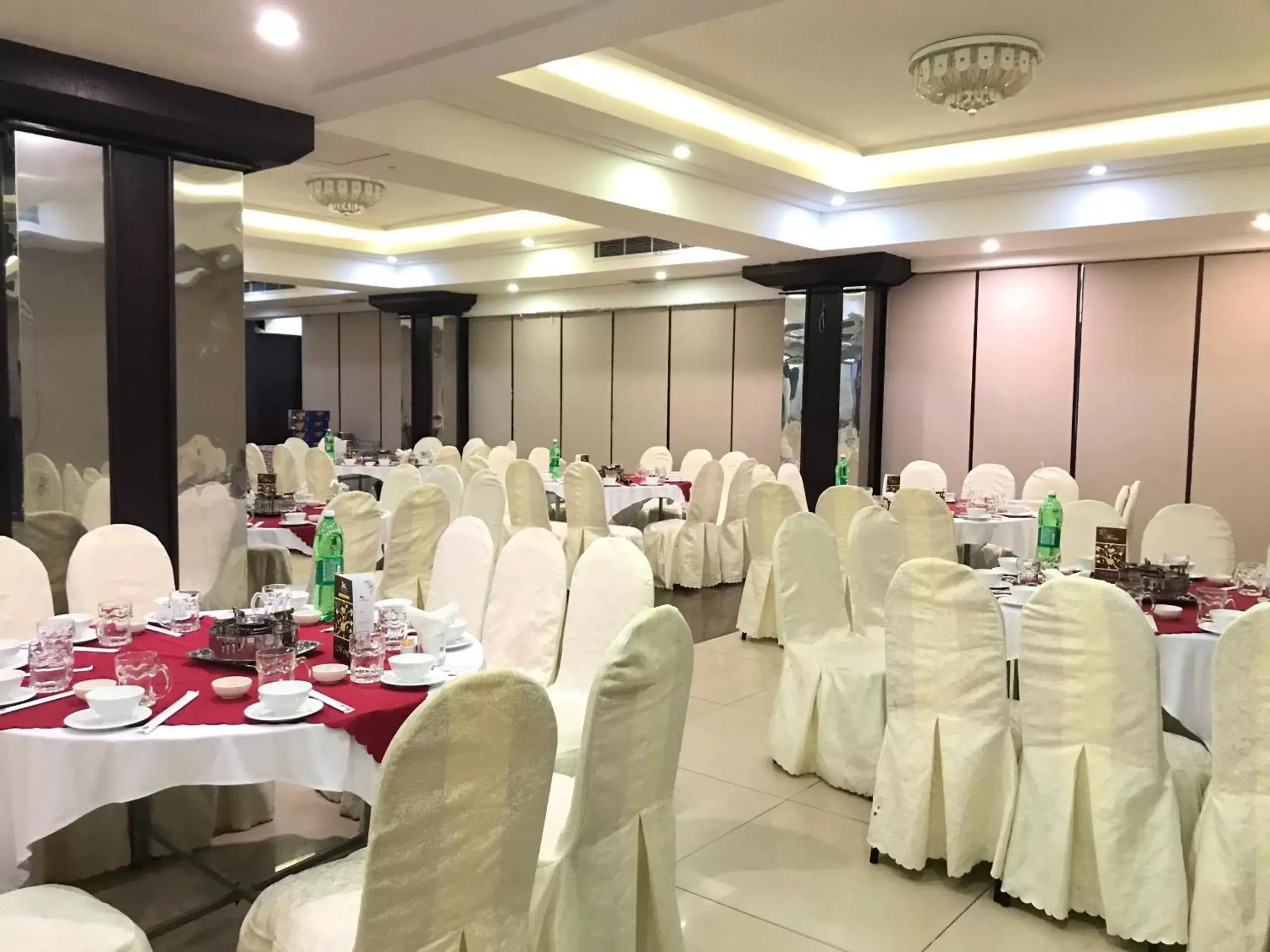 Banquet Facilities in Kieu Anh Hotel