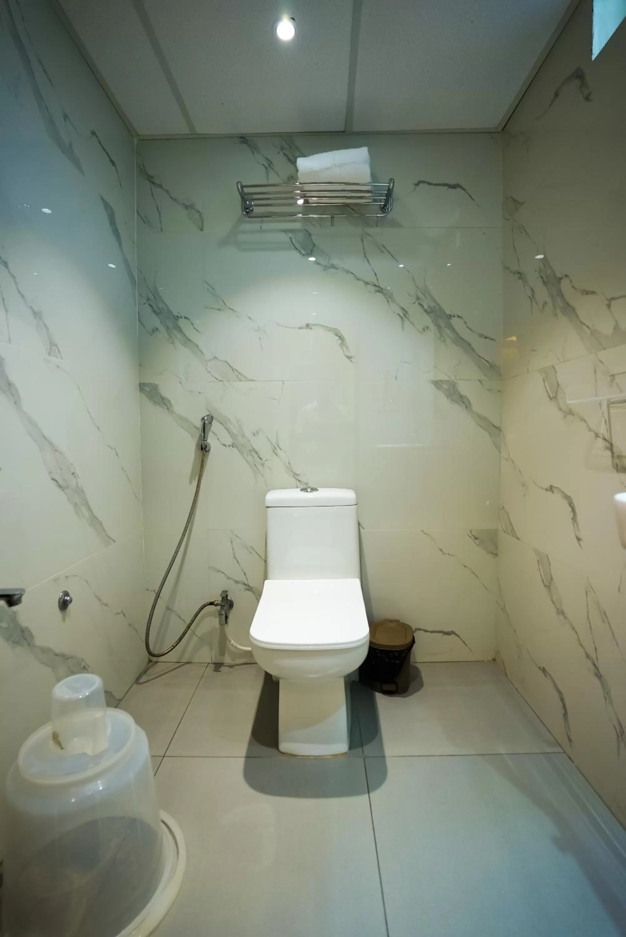 Toilet in Eden Park Boutique Hotel