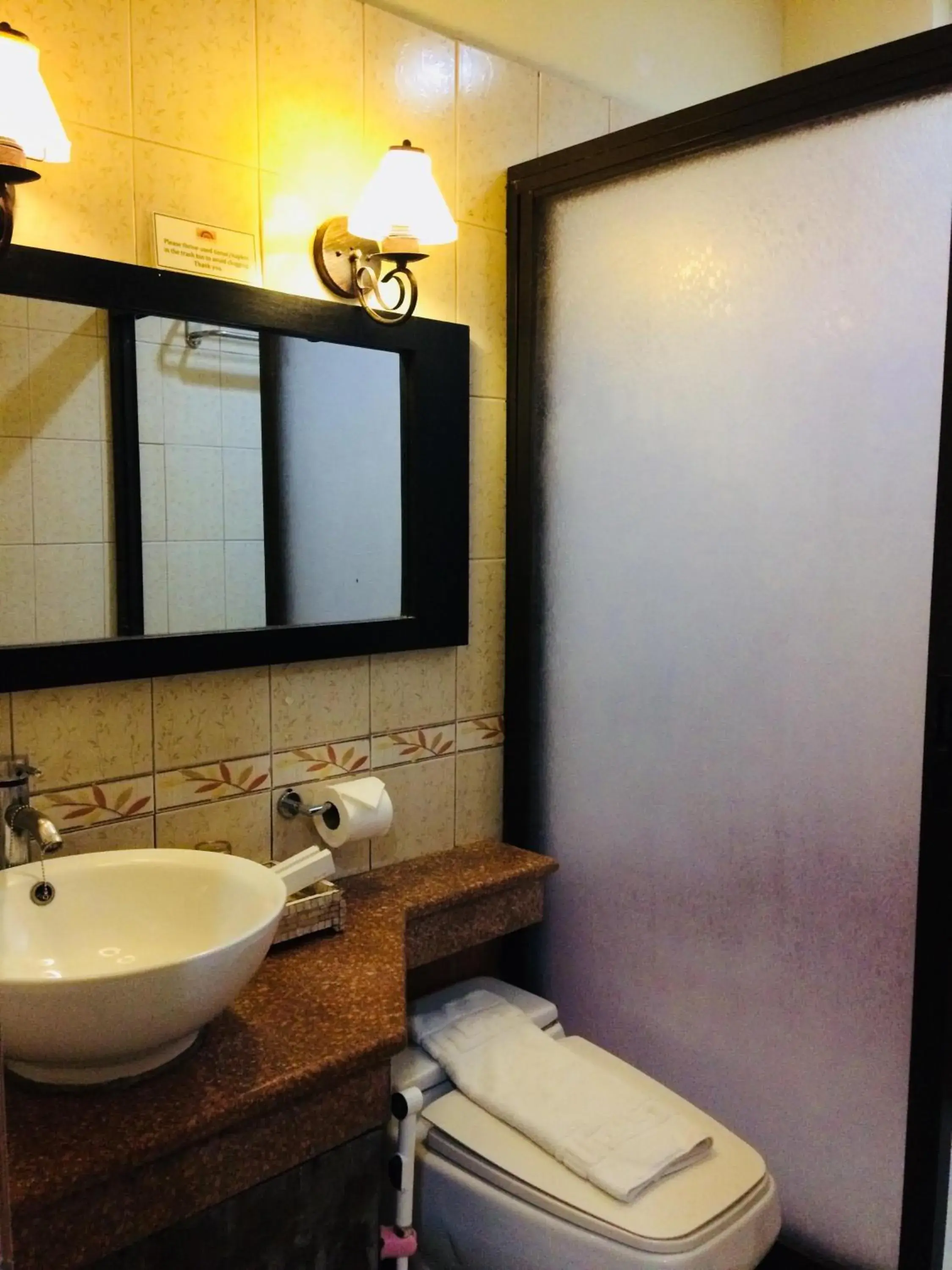Bathroom in Playa Tropical Resort Hotel