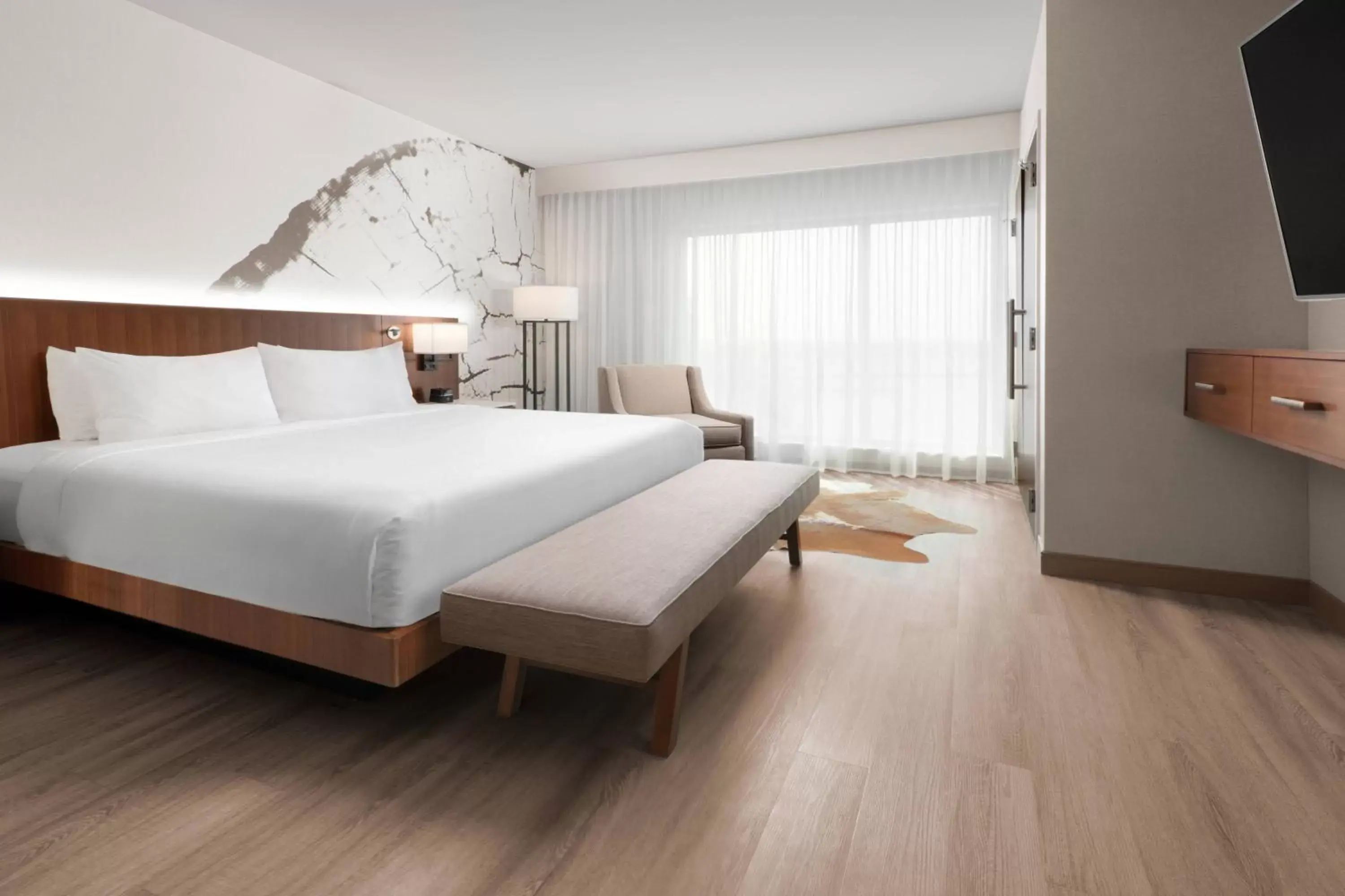Bedroom, Bed in Marriott Dallas Allen Hotel & Convention Center