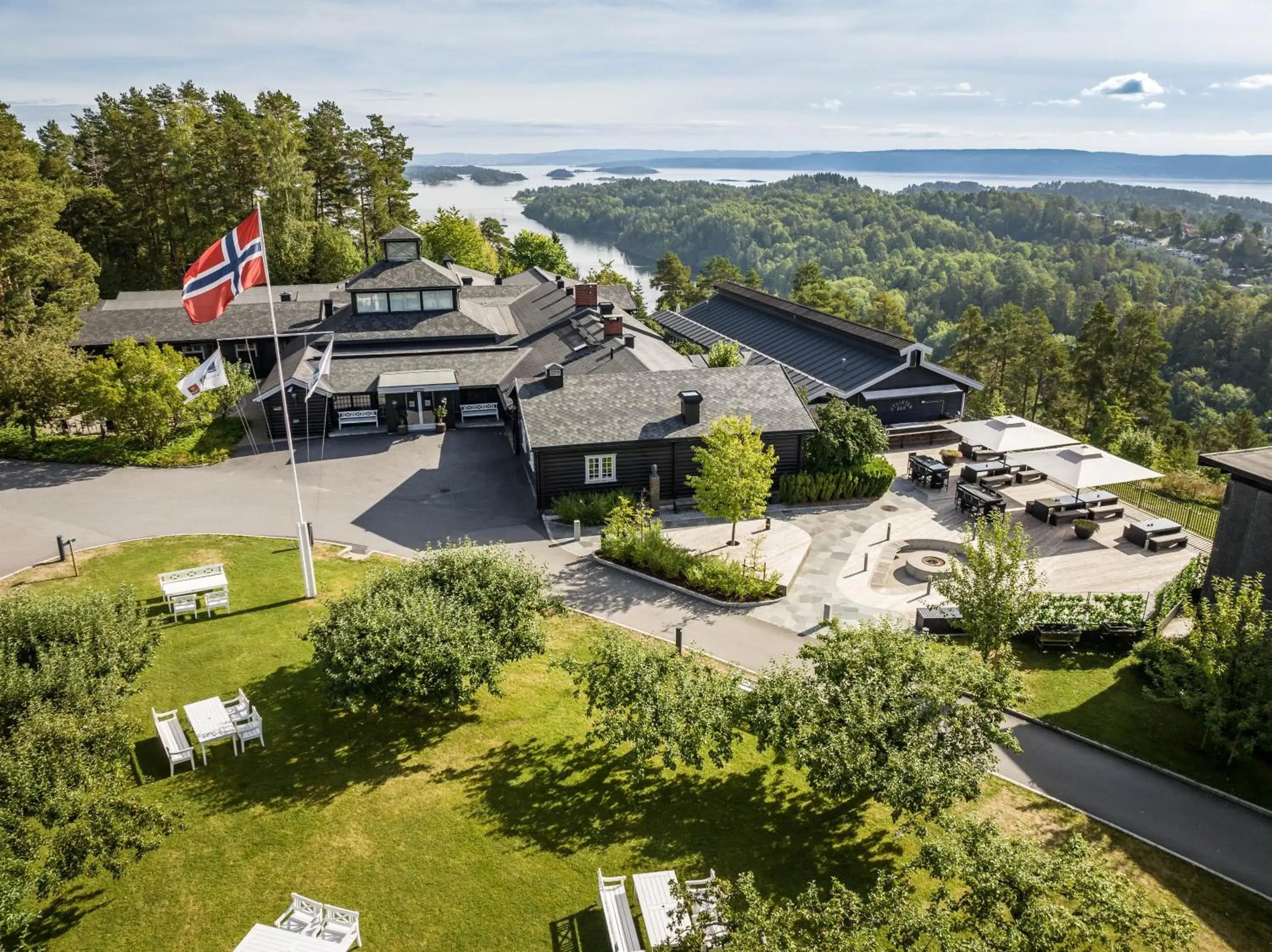 Property building, Bird's-eye View in Quality Hotel Leangkollen