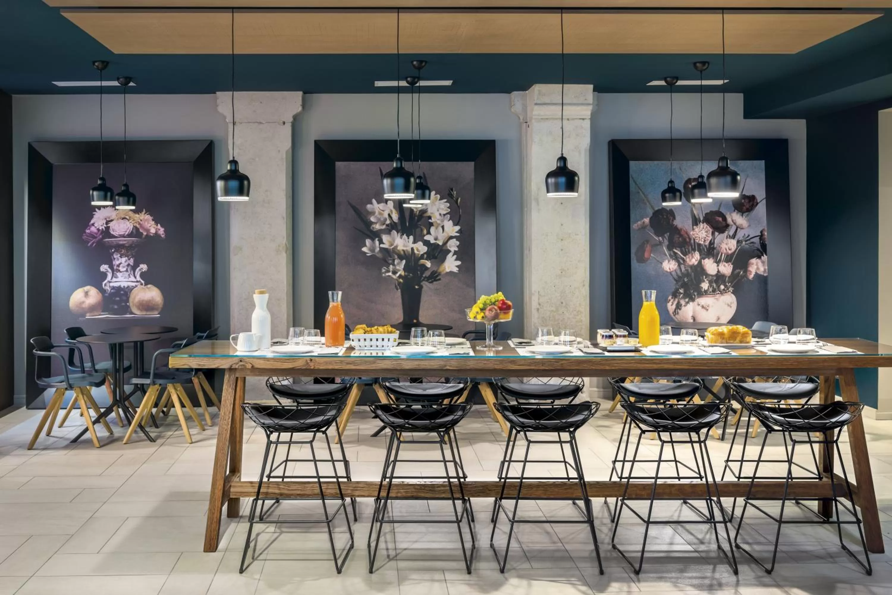 Restaurant/places to eat in OKKO Hotels Lyon Centre