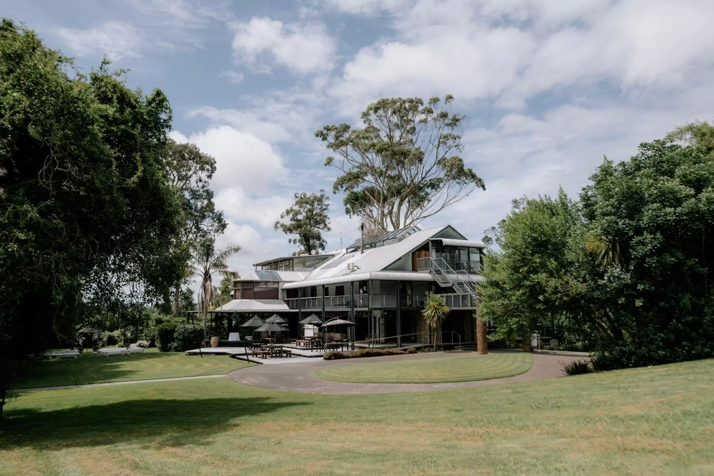 Property Building in The Narrows Landing Hotel