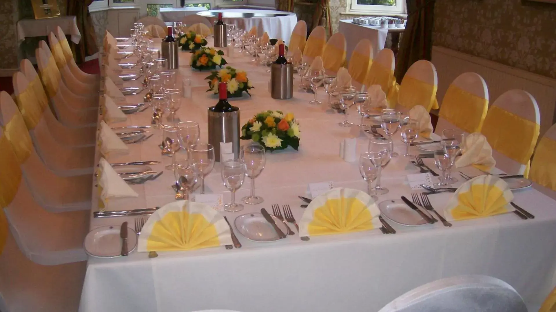 Banquet/Function facilities, Banquet Facilities in Woodlands Hotel