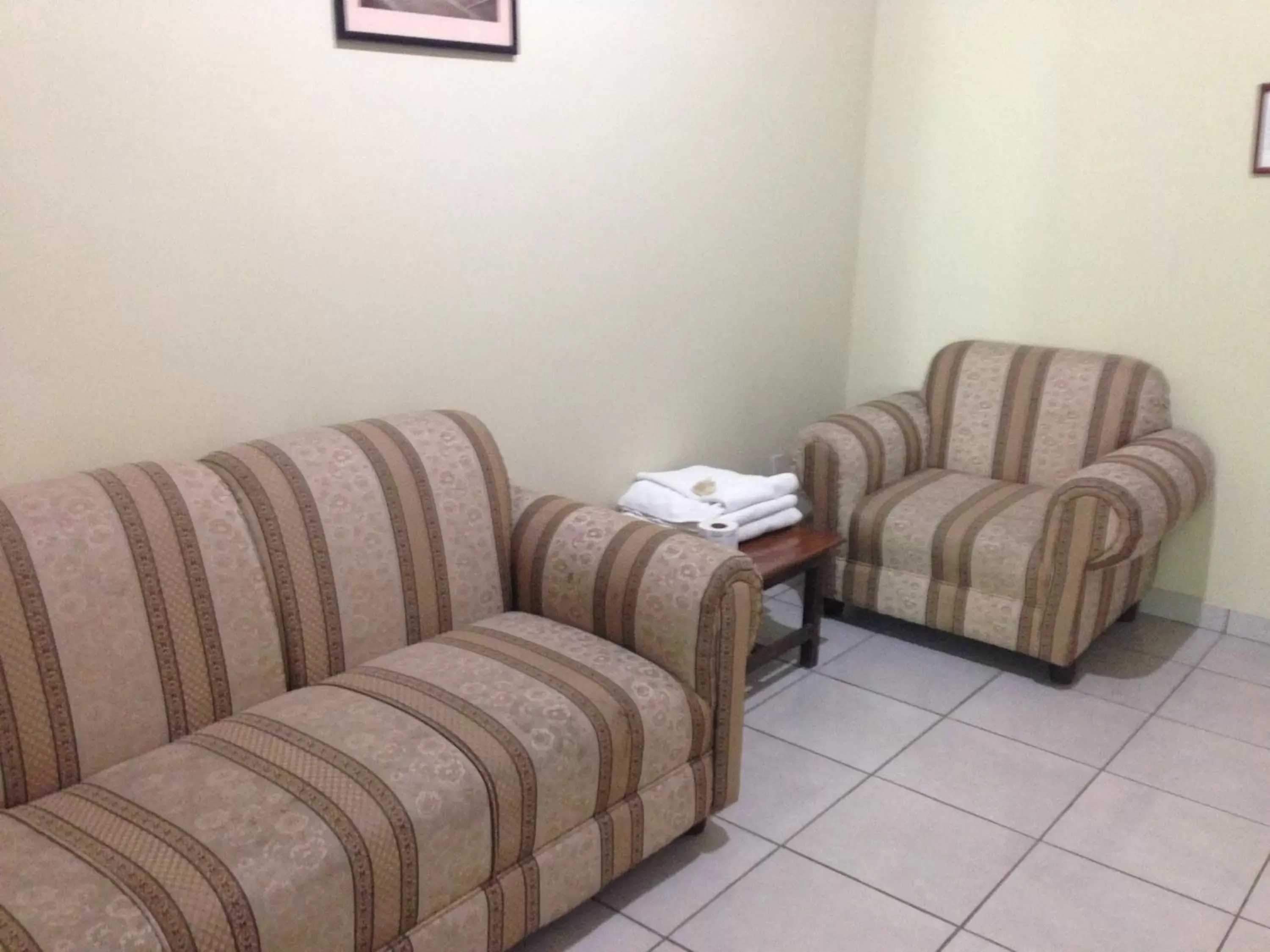 Other, Seating Area in Hotel Plaza Sahuayo