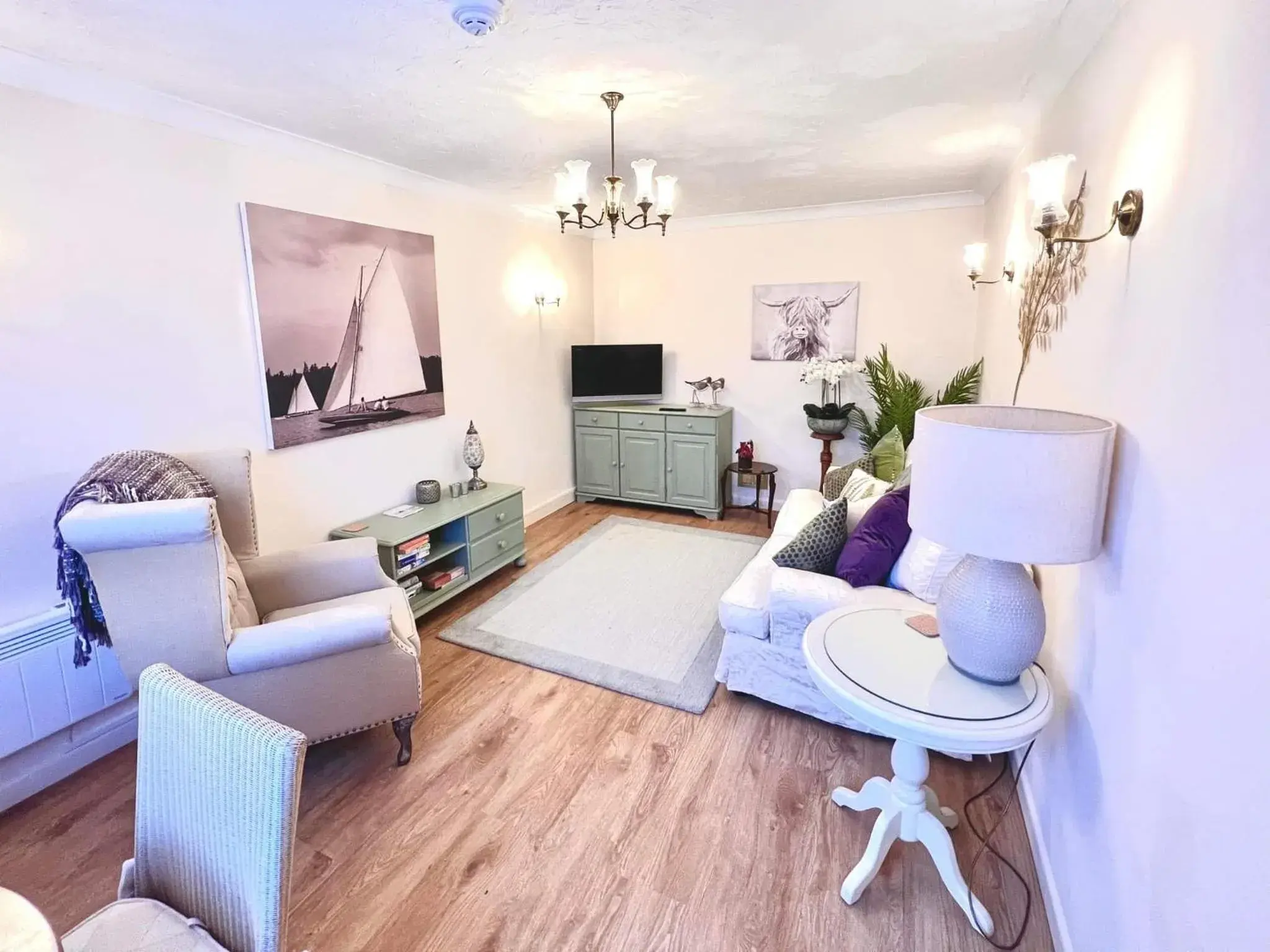 Communal lounge/ TV room, Seating Area in Passford House Hotel