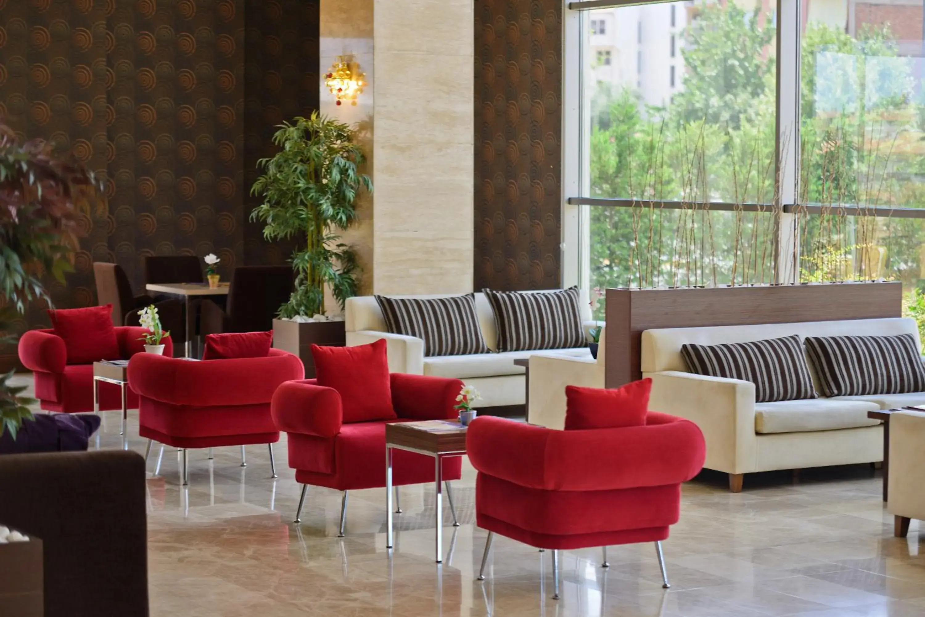 Lobby or reception, Lounge/Bar in North Point Hotel Denizli