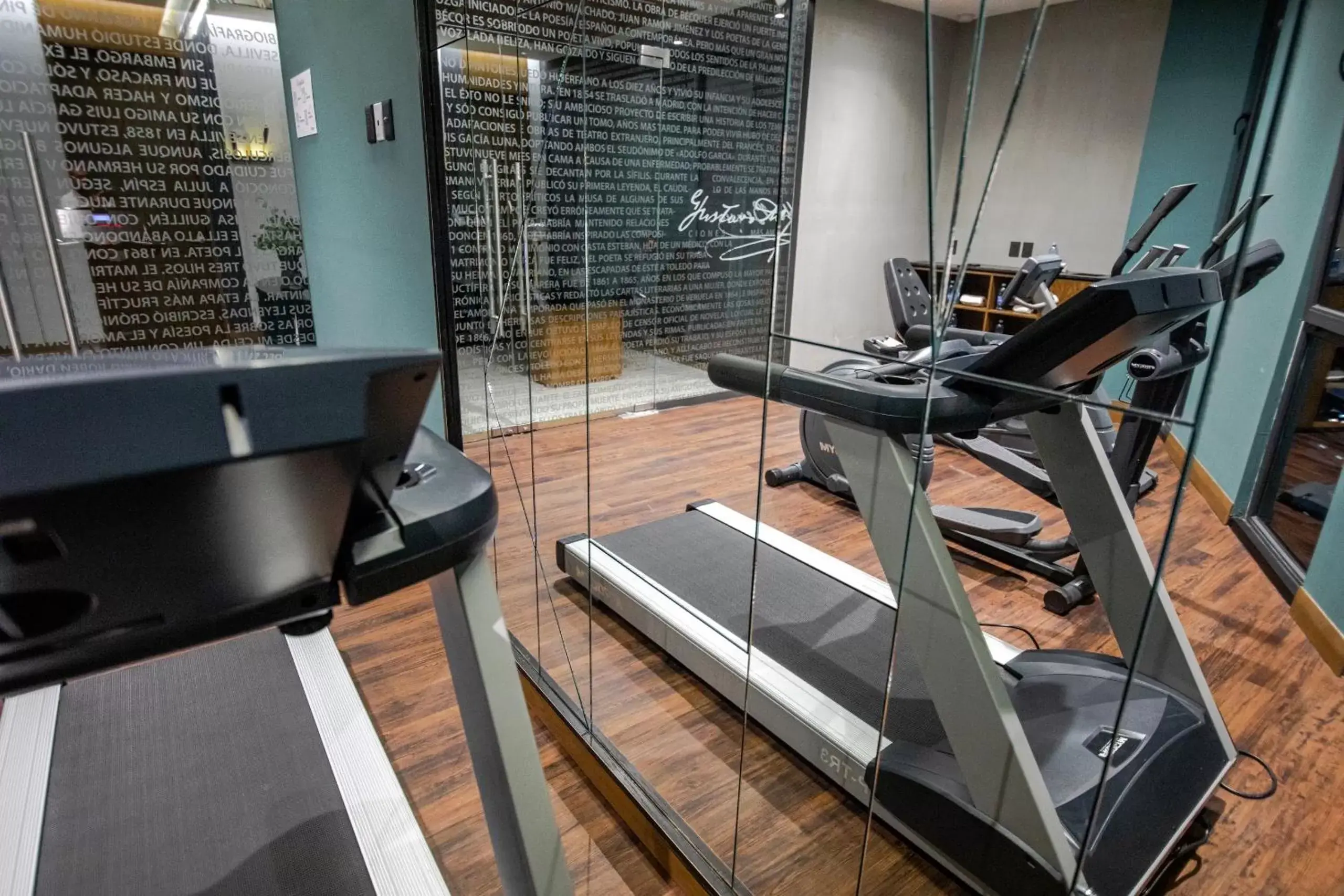 Fitness centre/facilities, Fitness Center/Facilities in Becquer Hotel Guadalajara